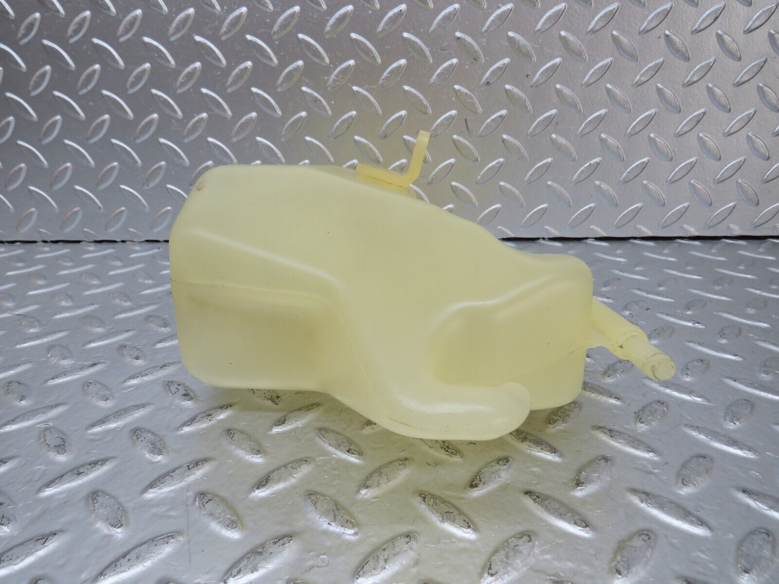 25903 Mercedes-Benz W124 280E Coolant Expansion Tank 1245000449