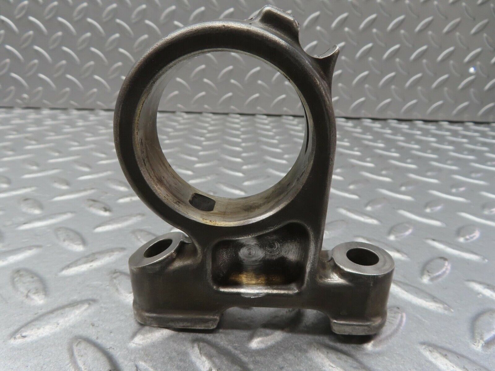 13357 Mercedes-Benz C107 350SLC Coupe Camshaft Tower Bearing 1160512112