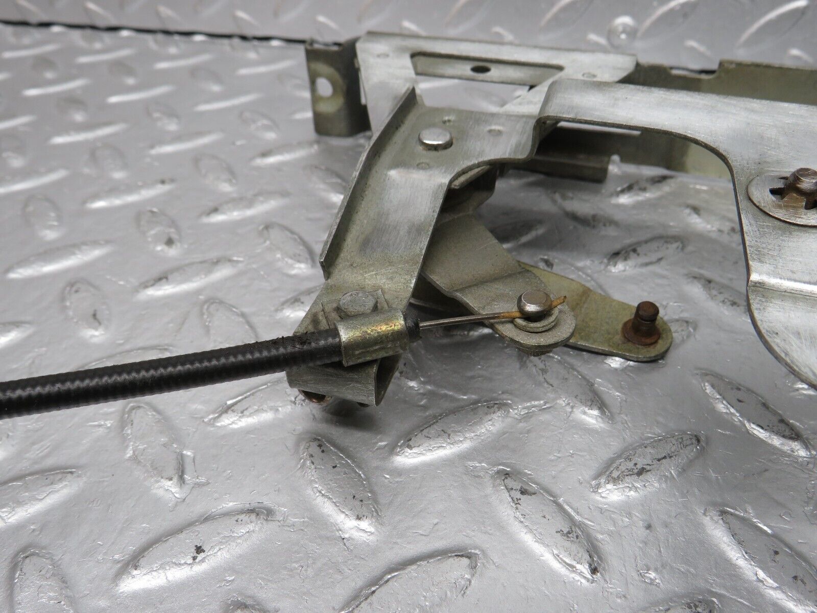 40257 Mercedes-Benz W110 230 Dashboard Heater Control