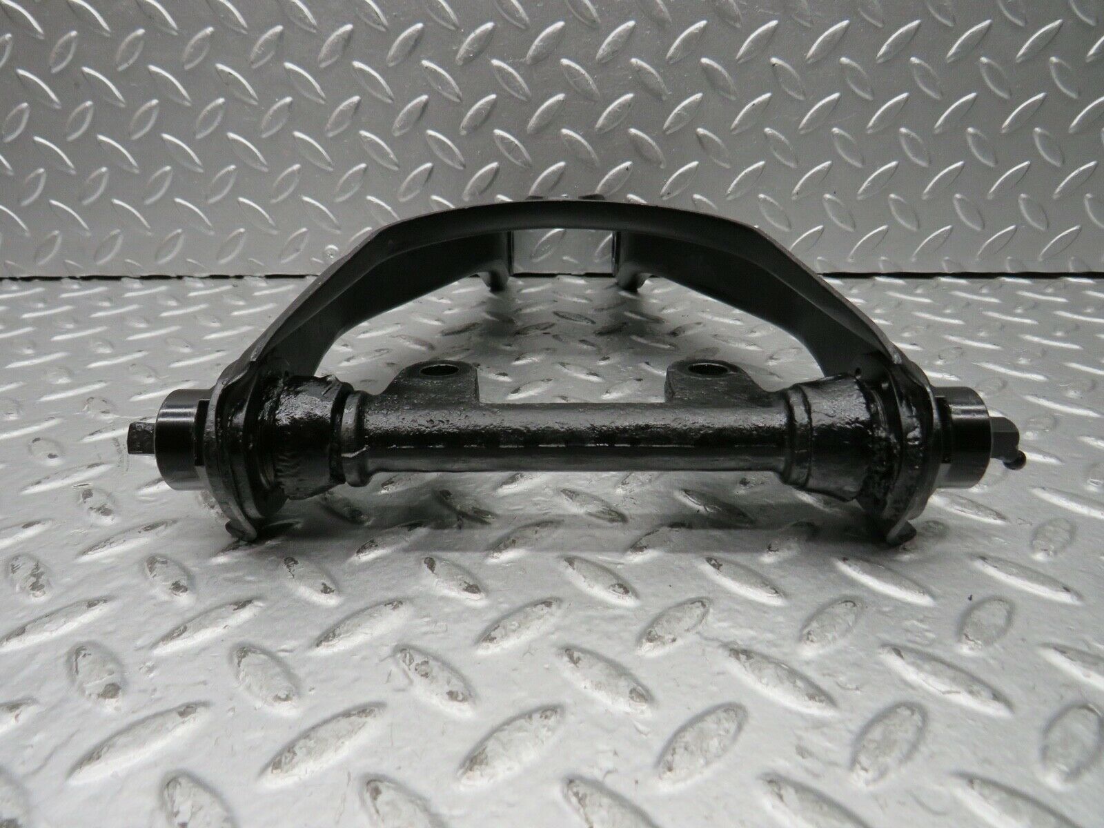 21936 Mercedes-Benz W121 190b Ponton Front Left Upper Control Arm