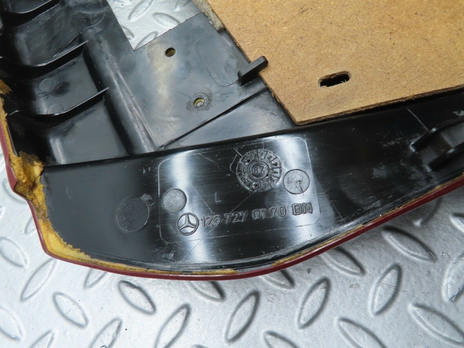 21458 Mercedes-Benz W126 300SE Front Left Door Card Burgundy Red 1267270170