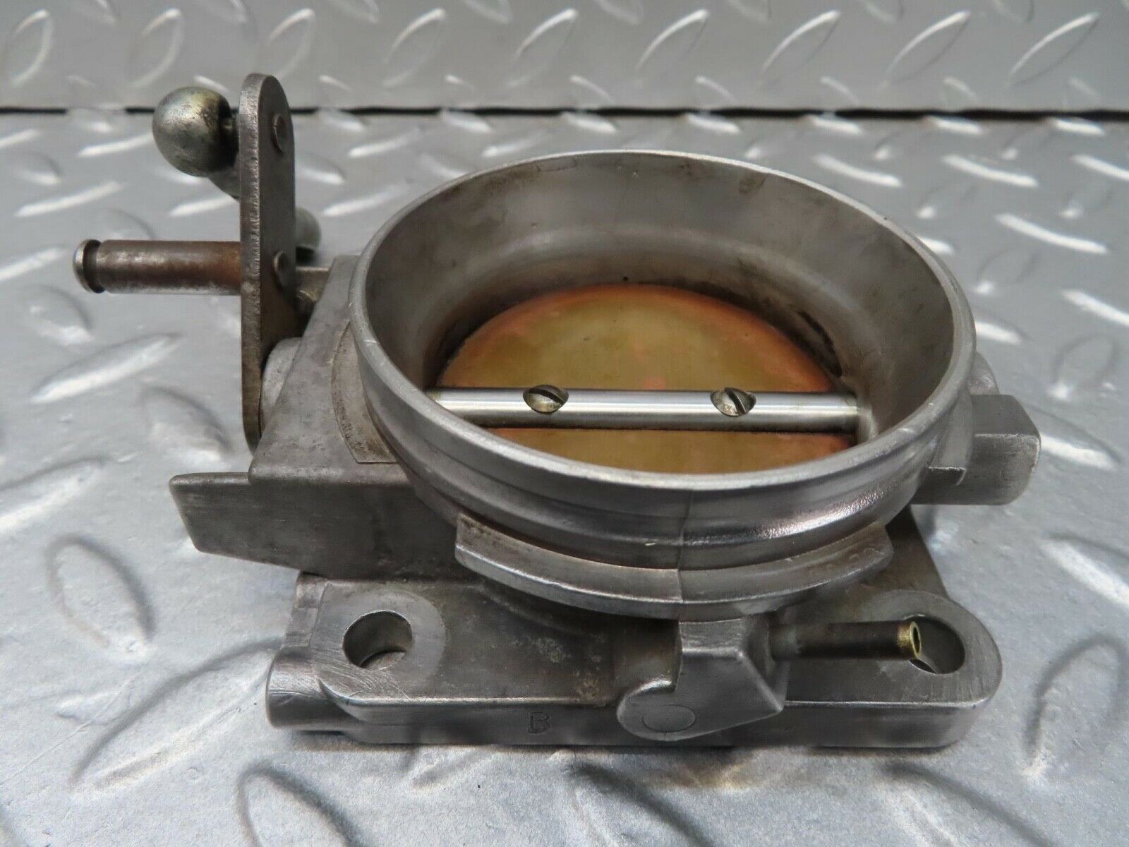 14016 Mercedes-Benz C107 280SLC Throttle Body Valve & Linkage