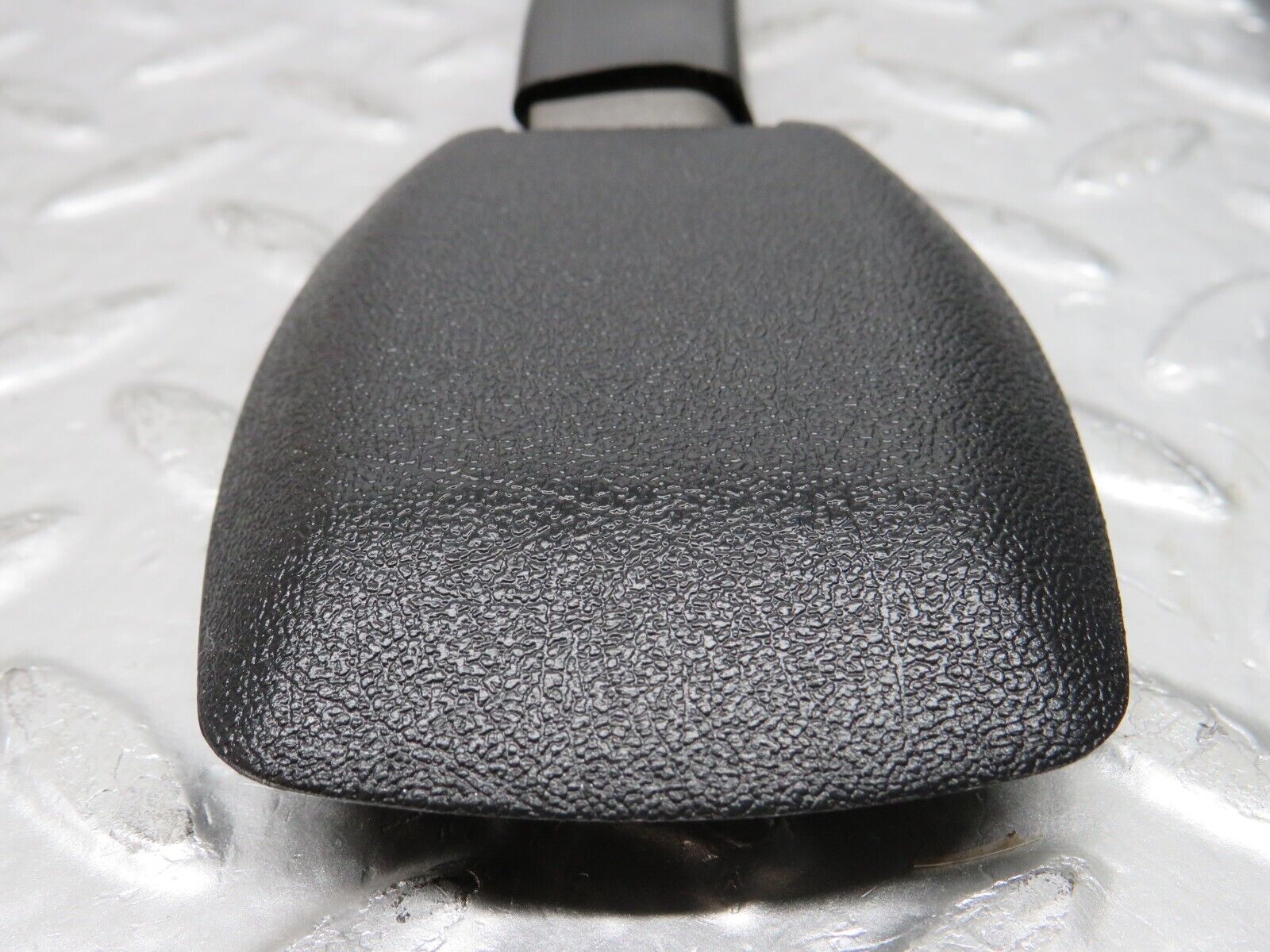 30366 Mercedes-Benz W124 230E Seat Belt Runner Pair 1249193520