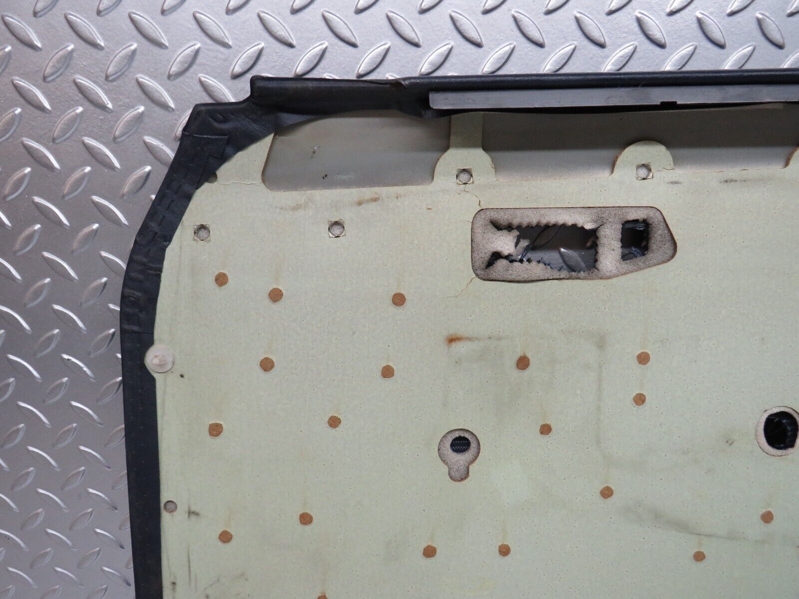 31937 Mercedes-Benz W123 230E Front Left Door Card Blue