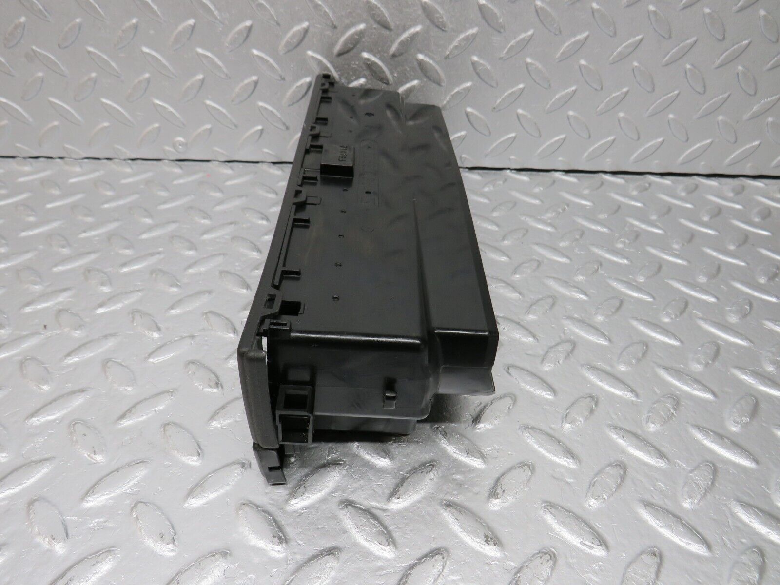 39395 Mercedes-Benz R129 320SL Coupe Dash Centre Air Vent 1298300354