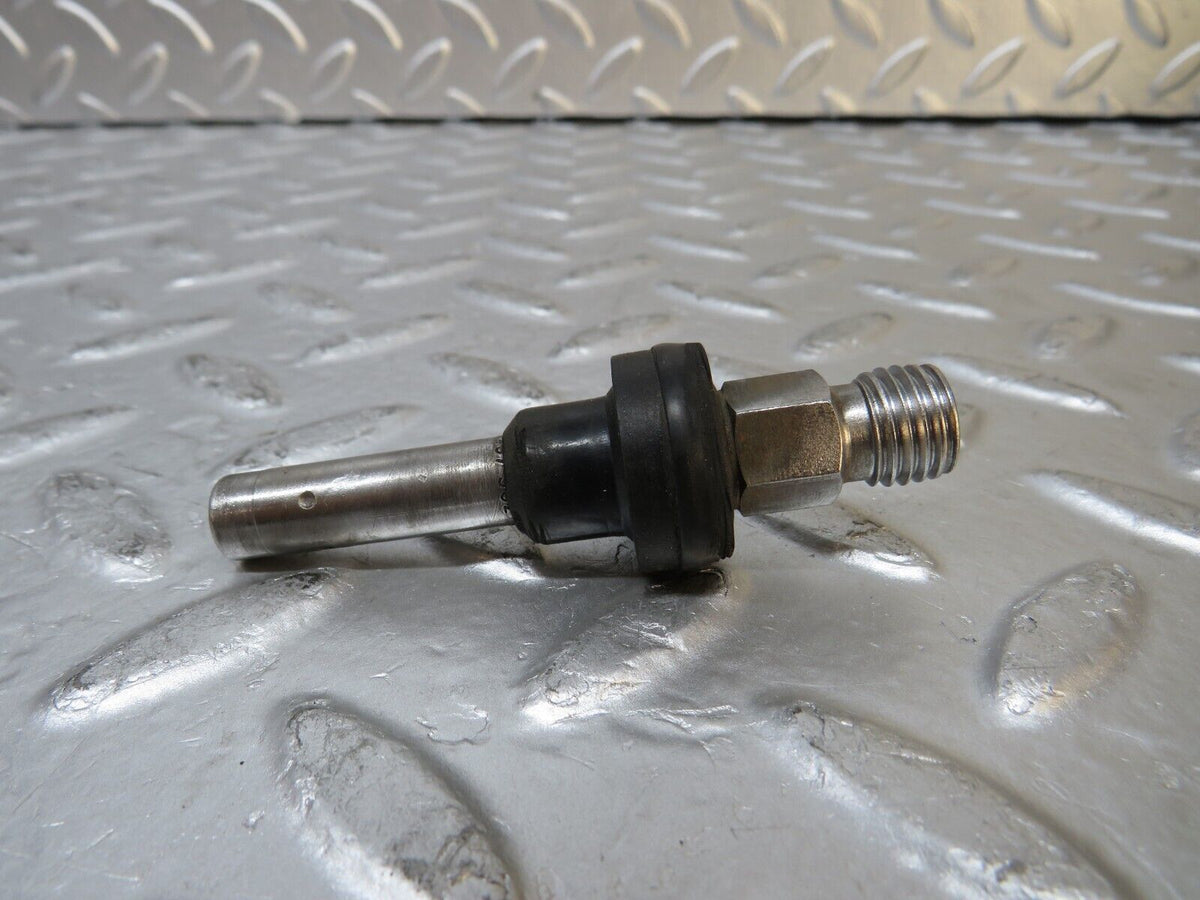 29926 MercedesBenz W123 230E Fuel Injector Bosch 0437502010