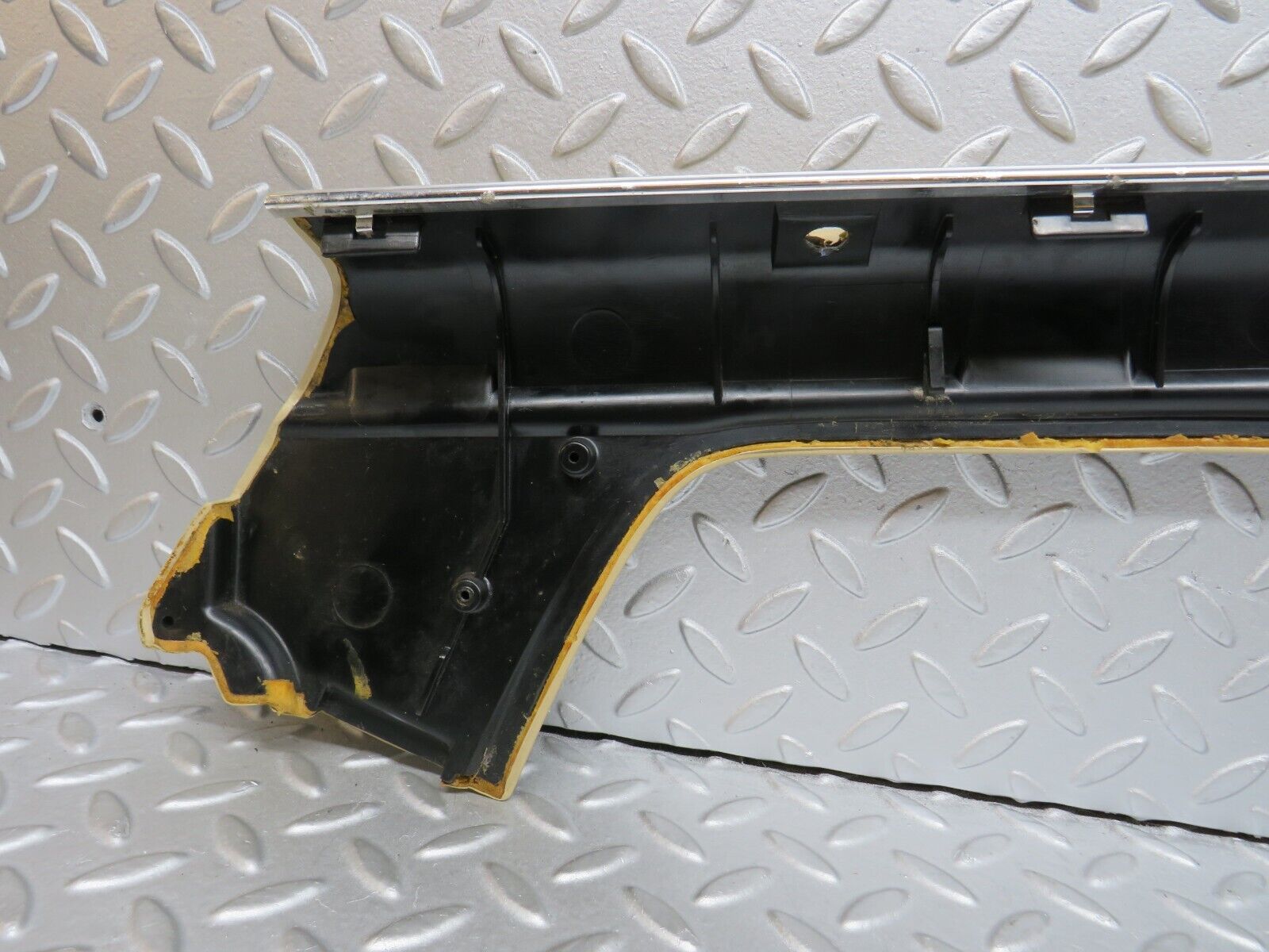 36859 Mercedes-Benz C126 420SEC Right Door Card Top Panel Beige 1267270870 1267270288