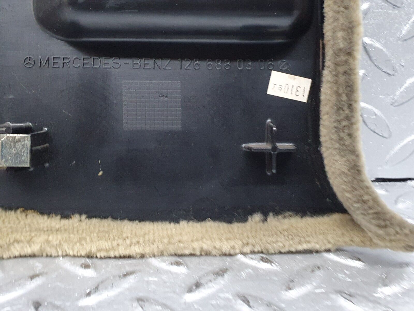 41153 Mercedes-Benz W126 300SE Kick Panel Left Side Beige 1266880306