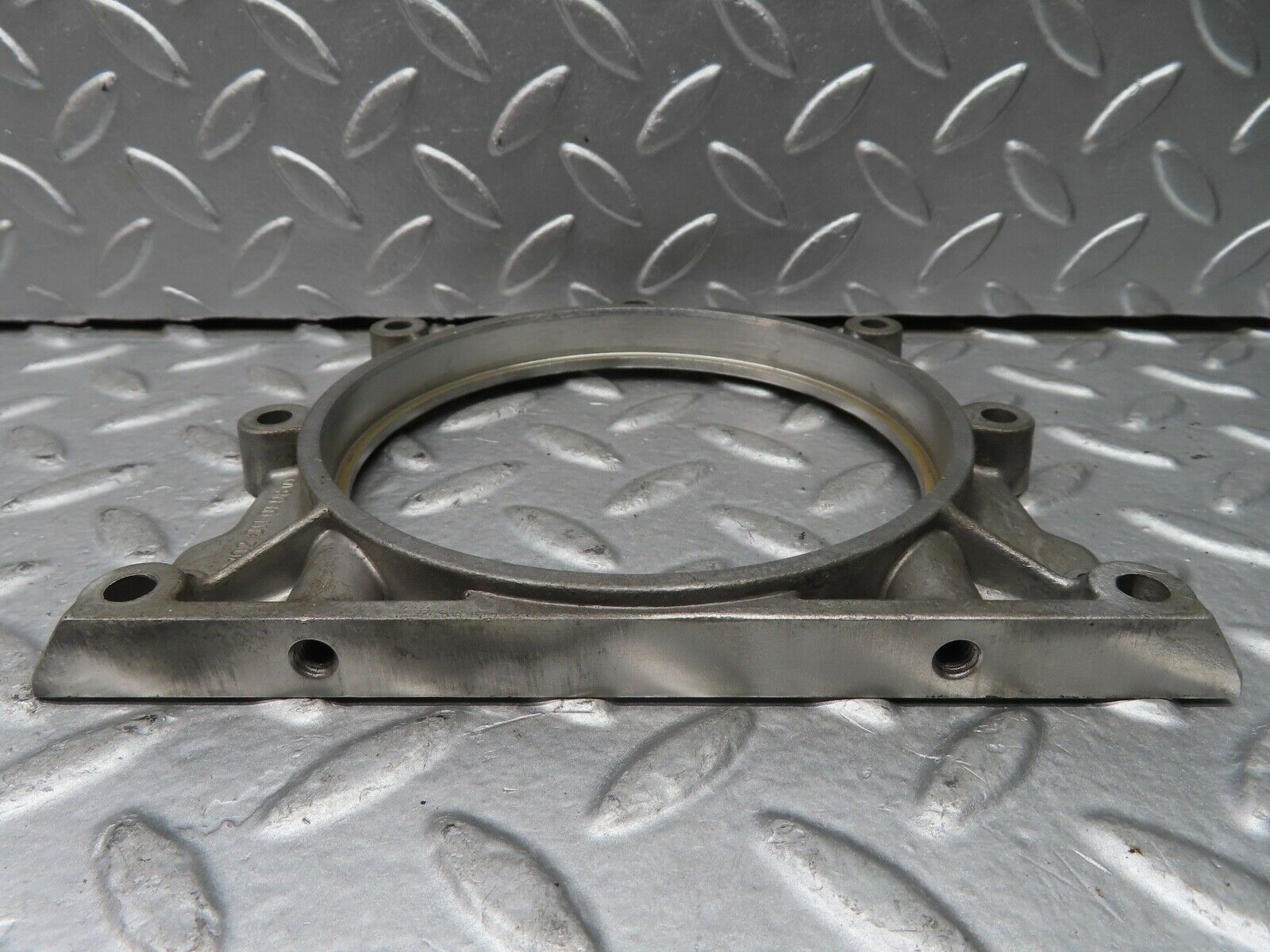 21294 Mercedes-Benz W123 230E Crankshaft Rear Sealing Cover 1020110108