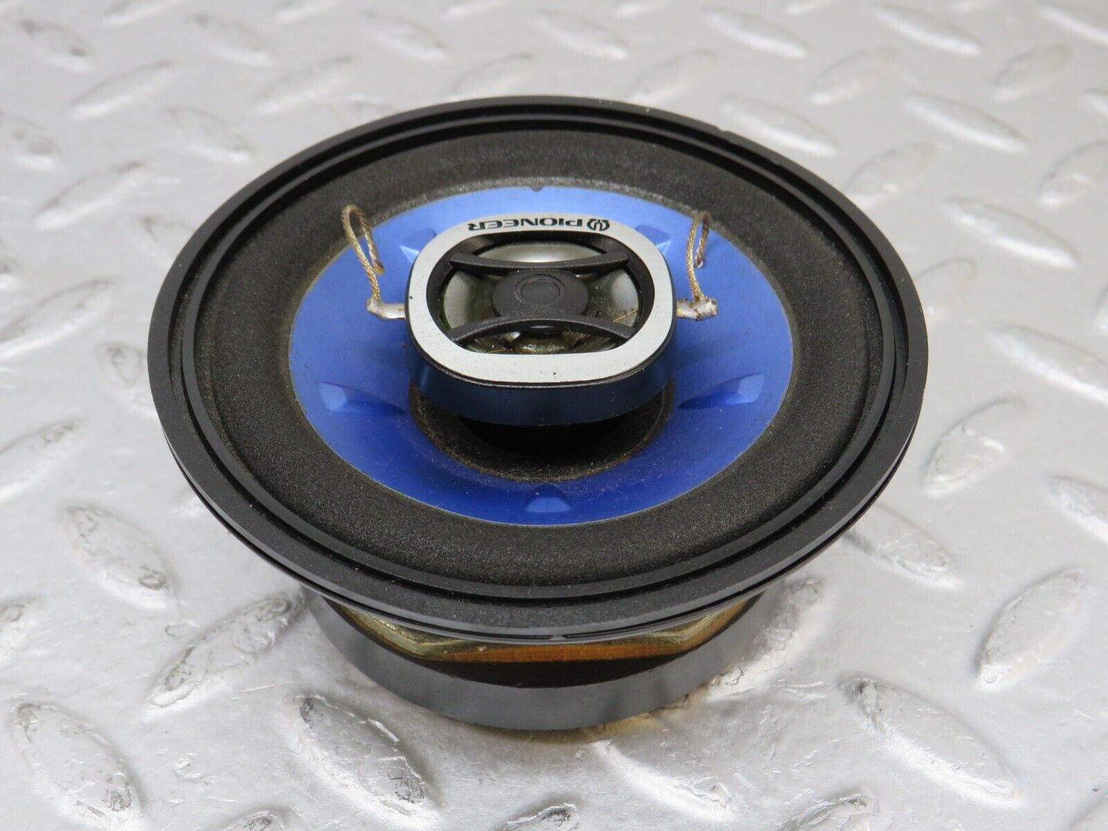 36750 Mercedes-Benz W201 190E 2.0L Speaker PIONEER TS-H103