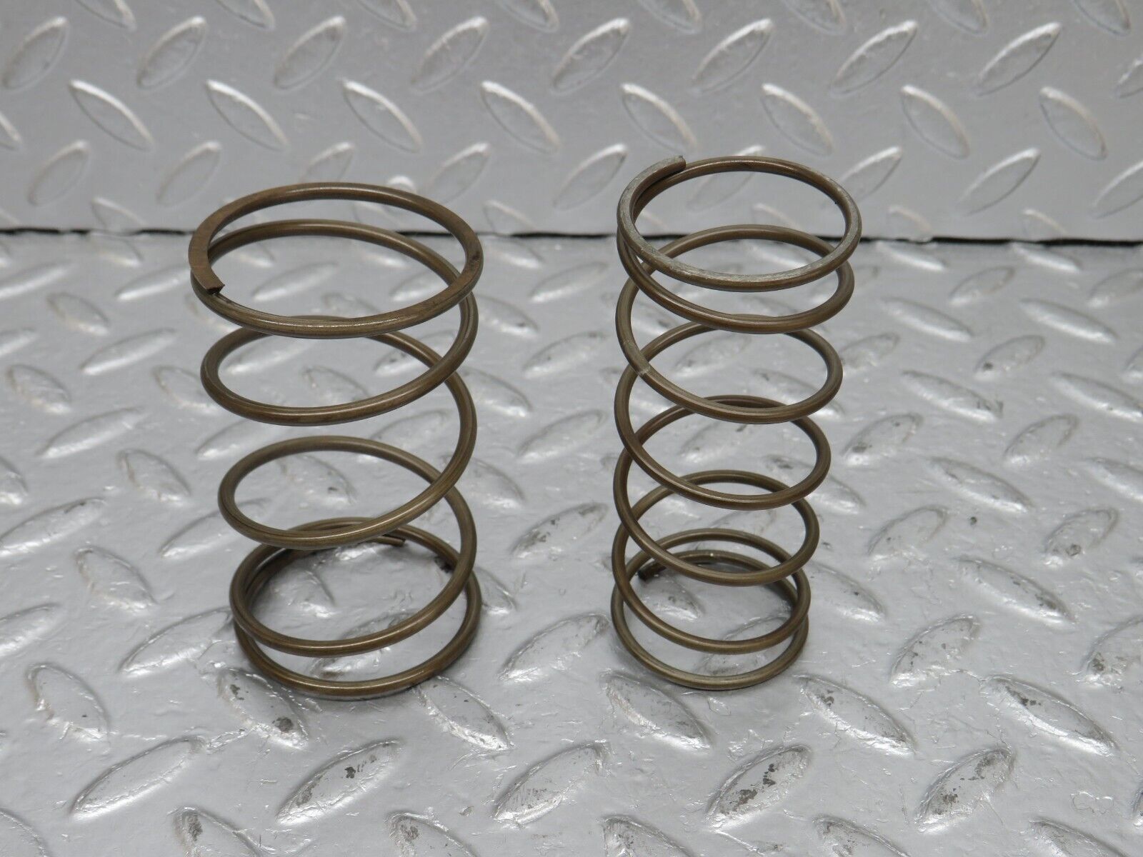 34564 Mercedes-Benz C126 380SEC Automatic Gearbox Piston Spring 722.310