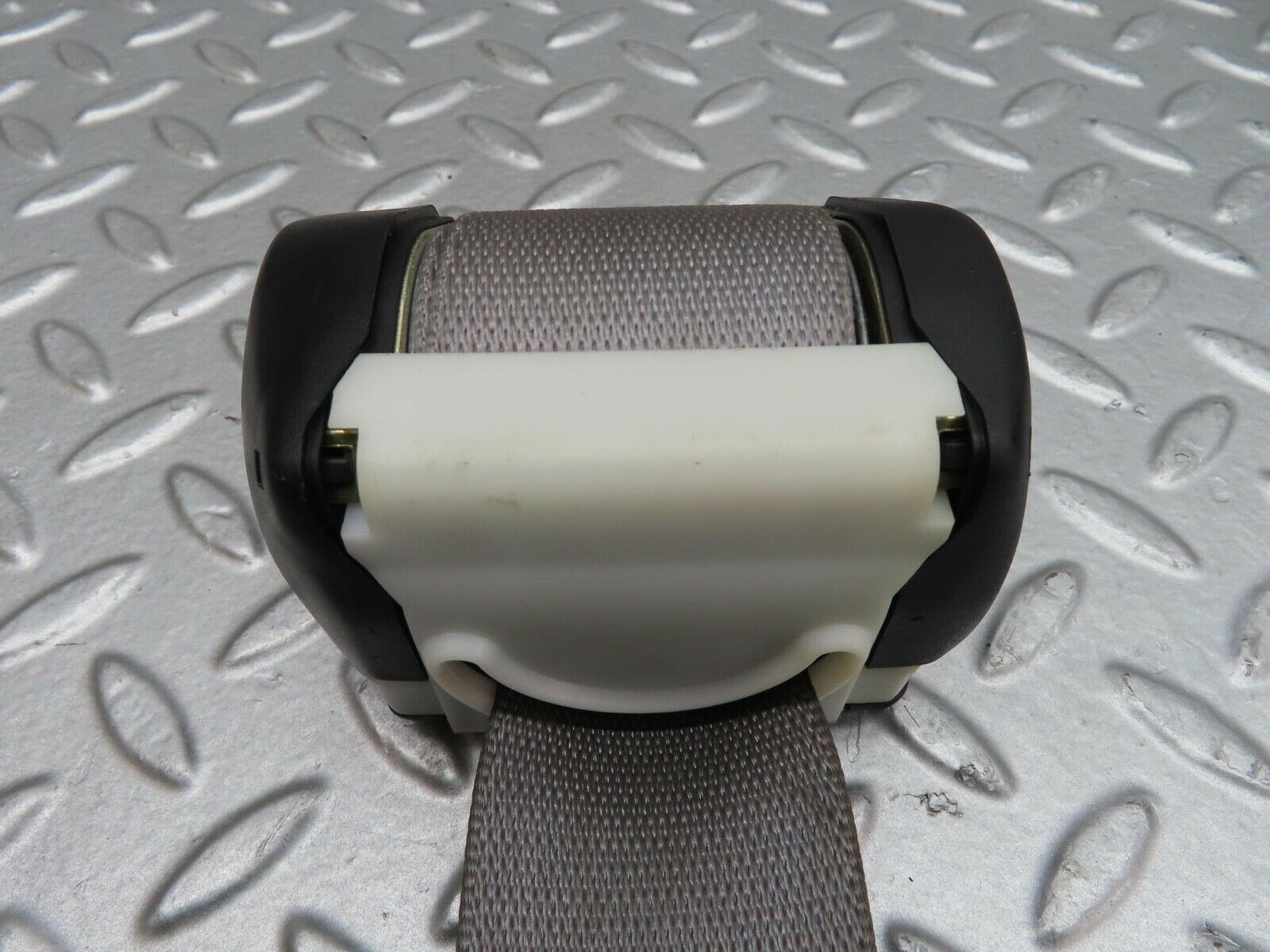 15160 Mercedes-Benz W140 S320 Rear Right Seat Belt 1408600885