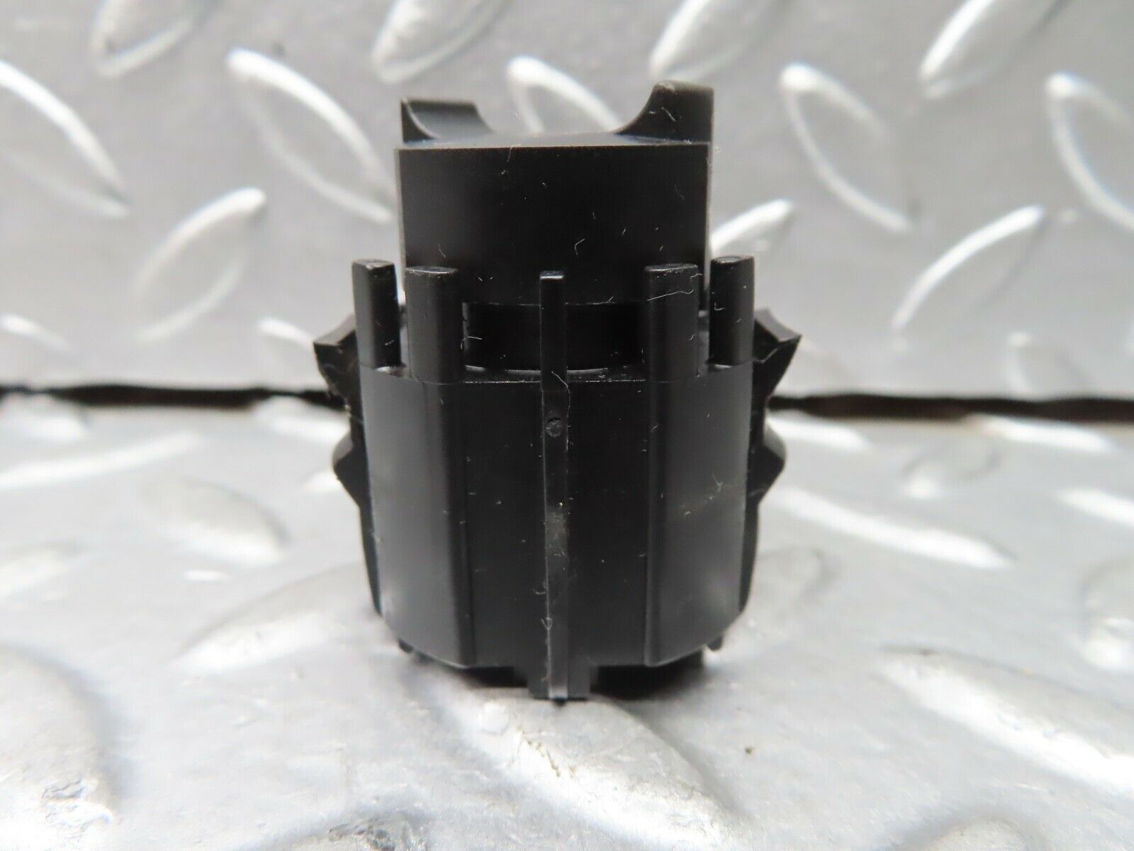 21595 Mercedes-Benz W126 300SE Kick Down Switch 0025452214