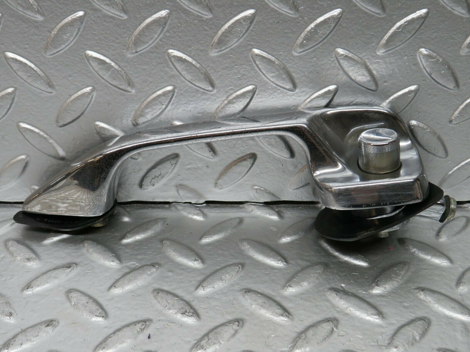 24464 Mercedes-Benz W108 Door Handle Rear Left 1087661102