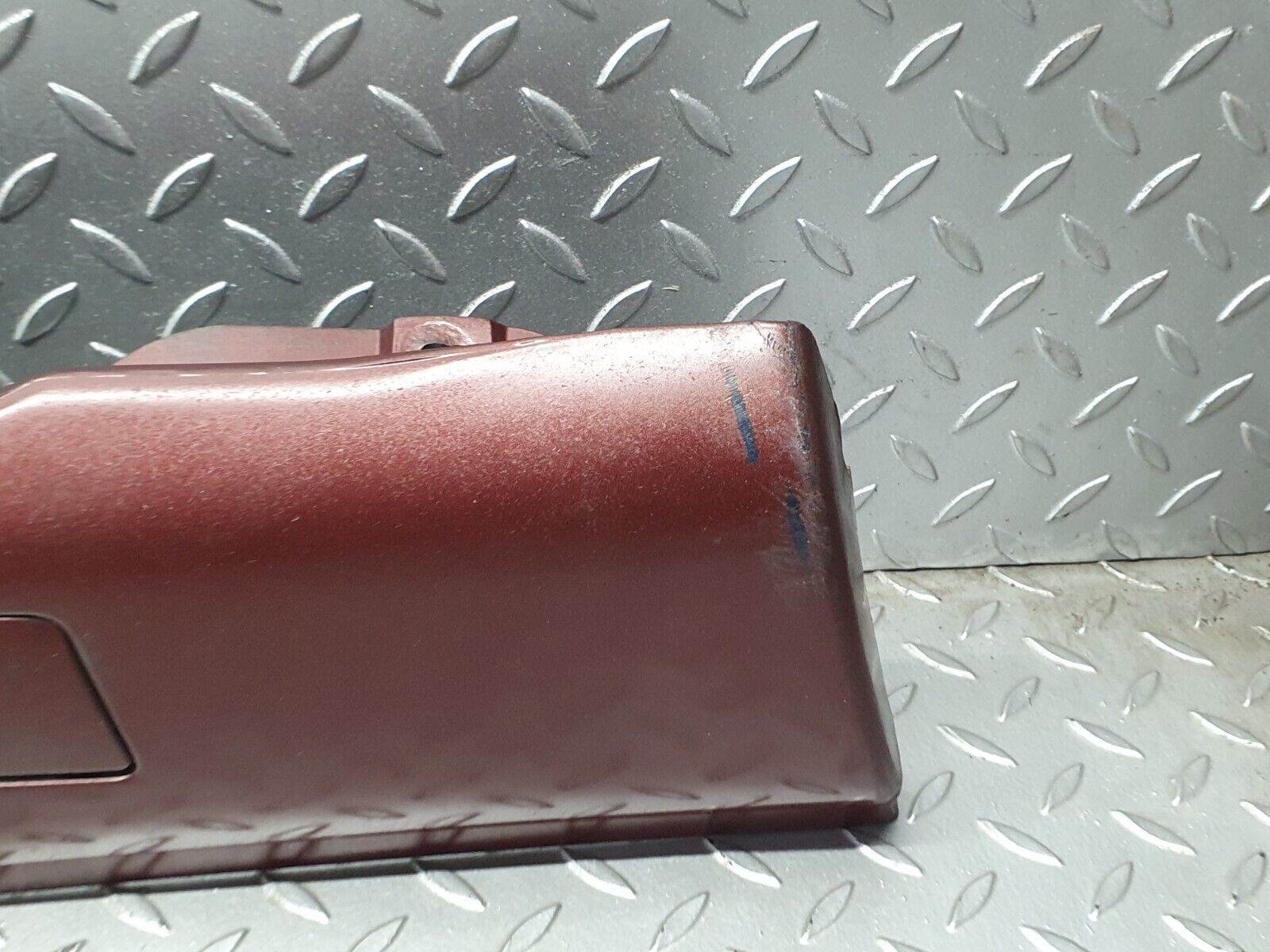 41225 Mercedes-Benz W126 300SE Side Skirt Left 1266904940 1266980330 1266980130