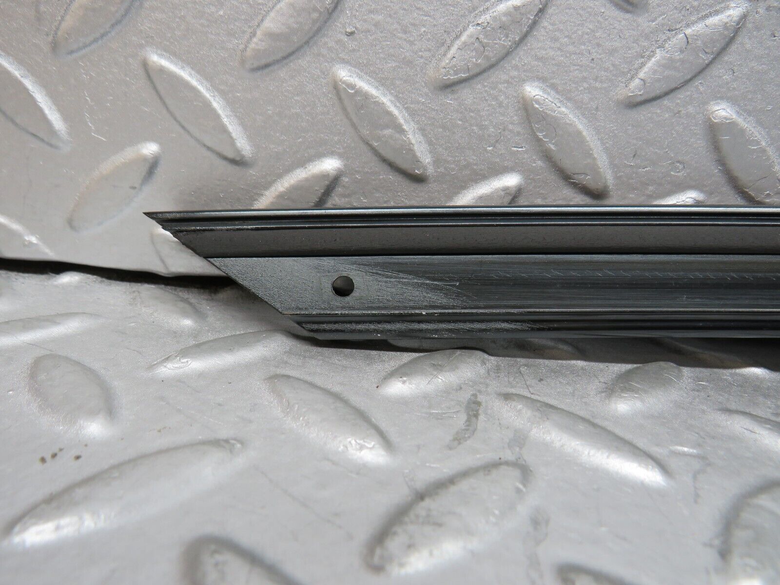 37894 Mercedes-Benz A124 320E Cabriolet A Pillar Sealing Rail Trim Right Side