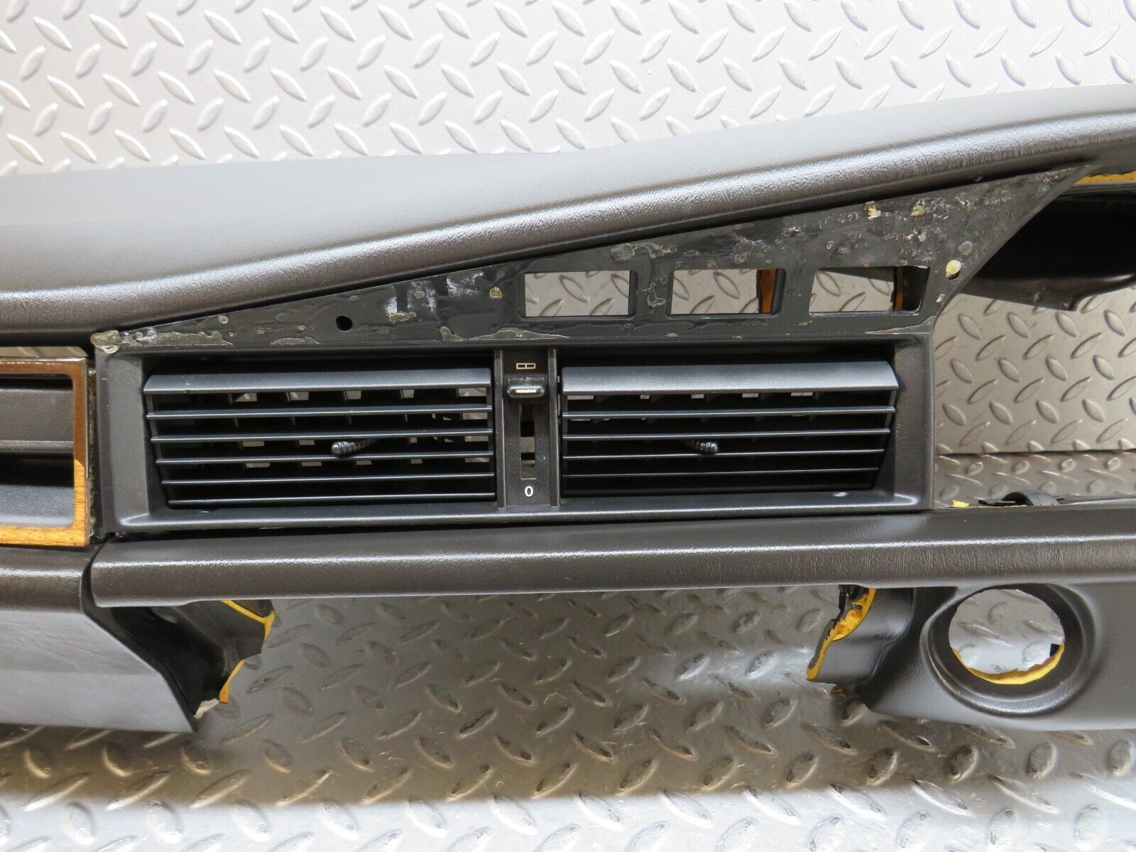 36490 Mercedes-Benz W201 190E 2.0L Dashboard Black