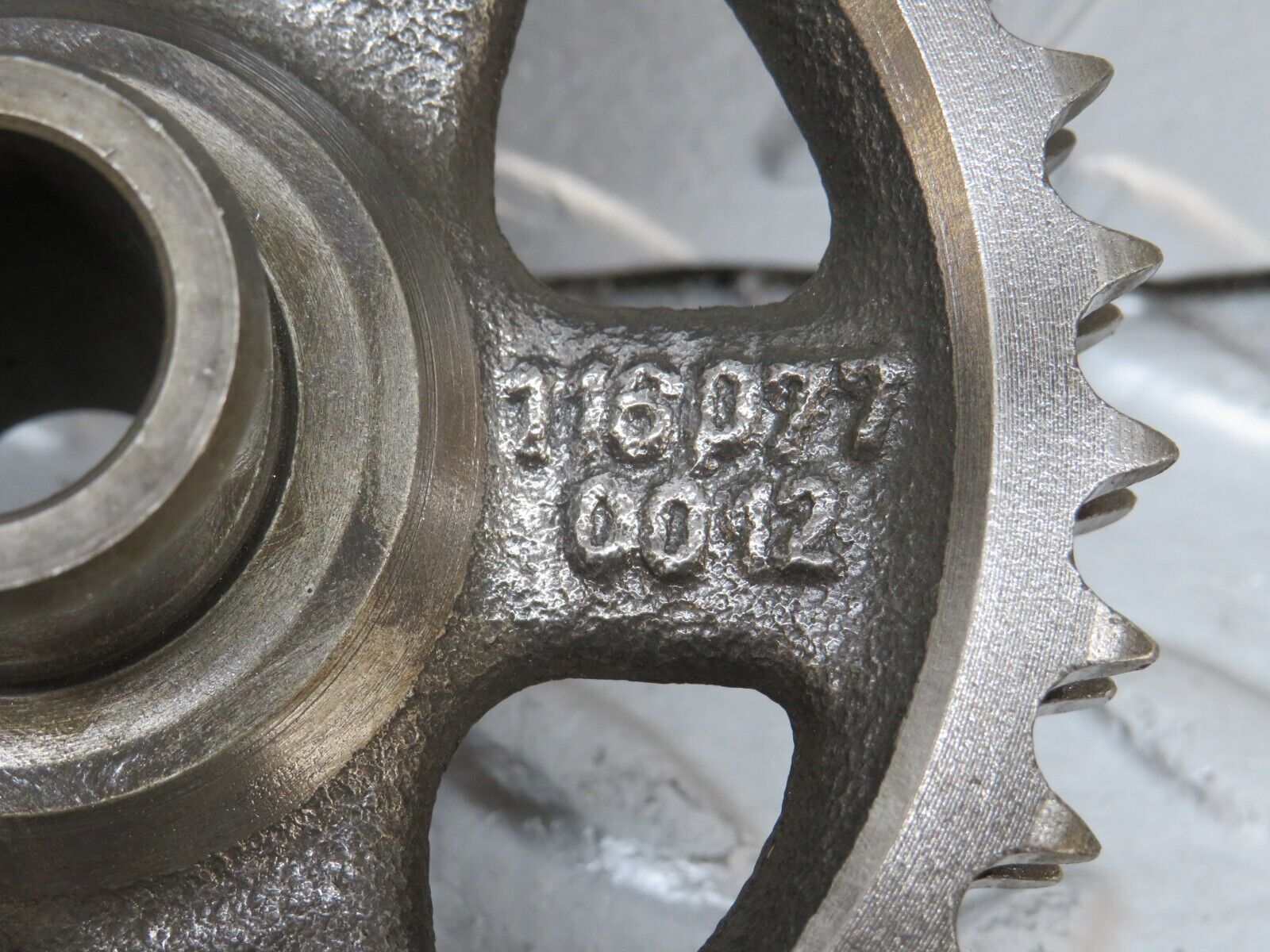 34519 Mercedes-Benz C126 380SEC Coupe Timing Gear Sprocket 1160770012