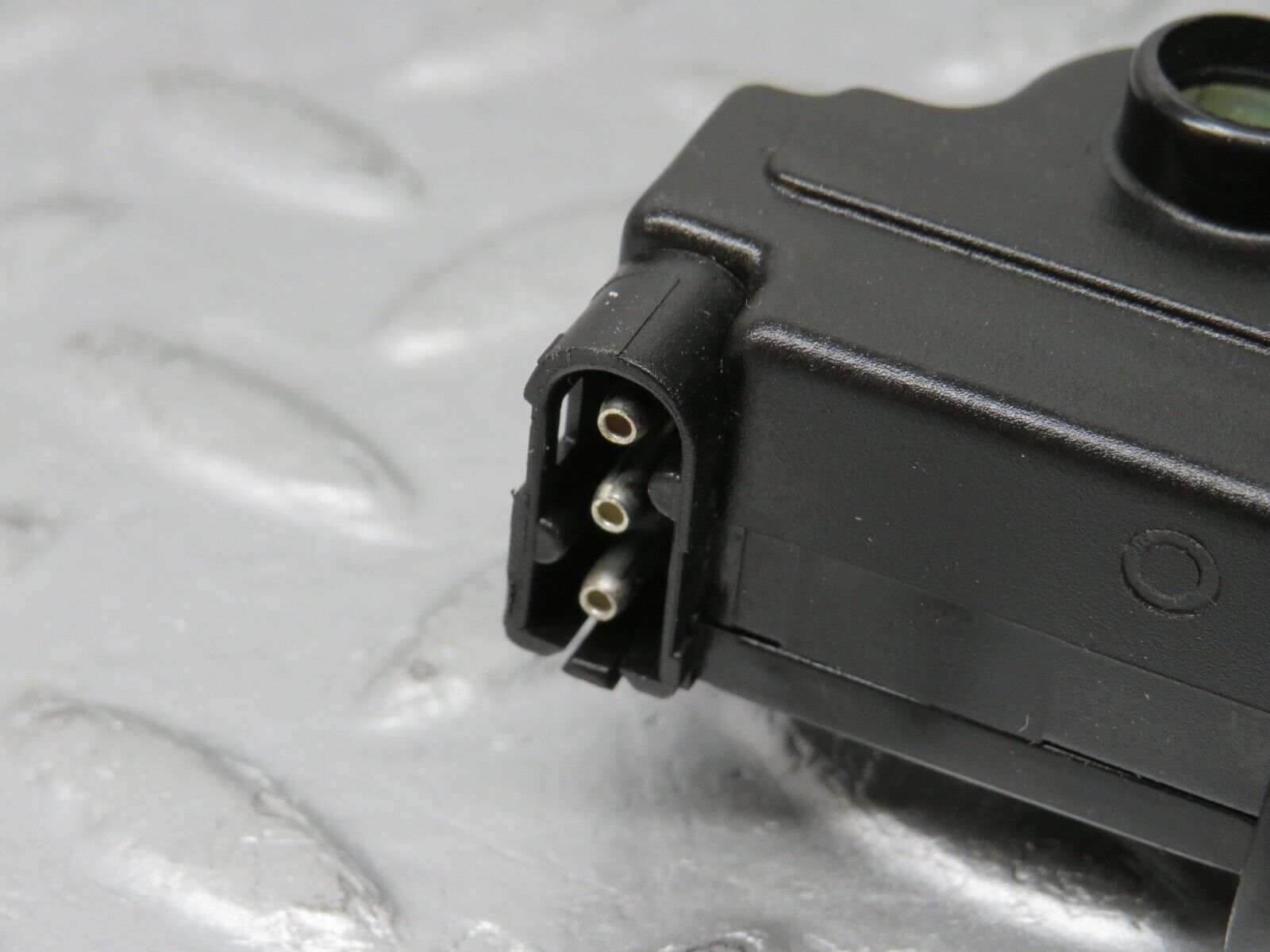 38597 Mercedes-Benz R129 280SL Coupe Heater Box Vacuum Actuator