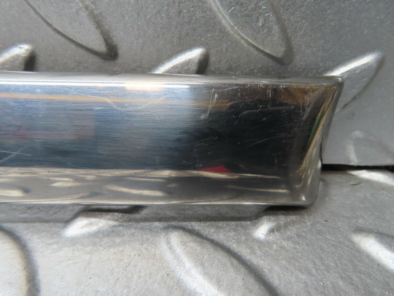 14107 Mercedes-Benz C107 280SLC Left Skirt Chrome Trim Strip