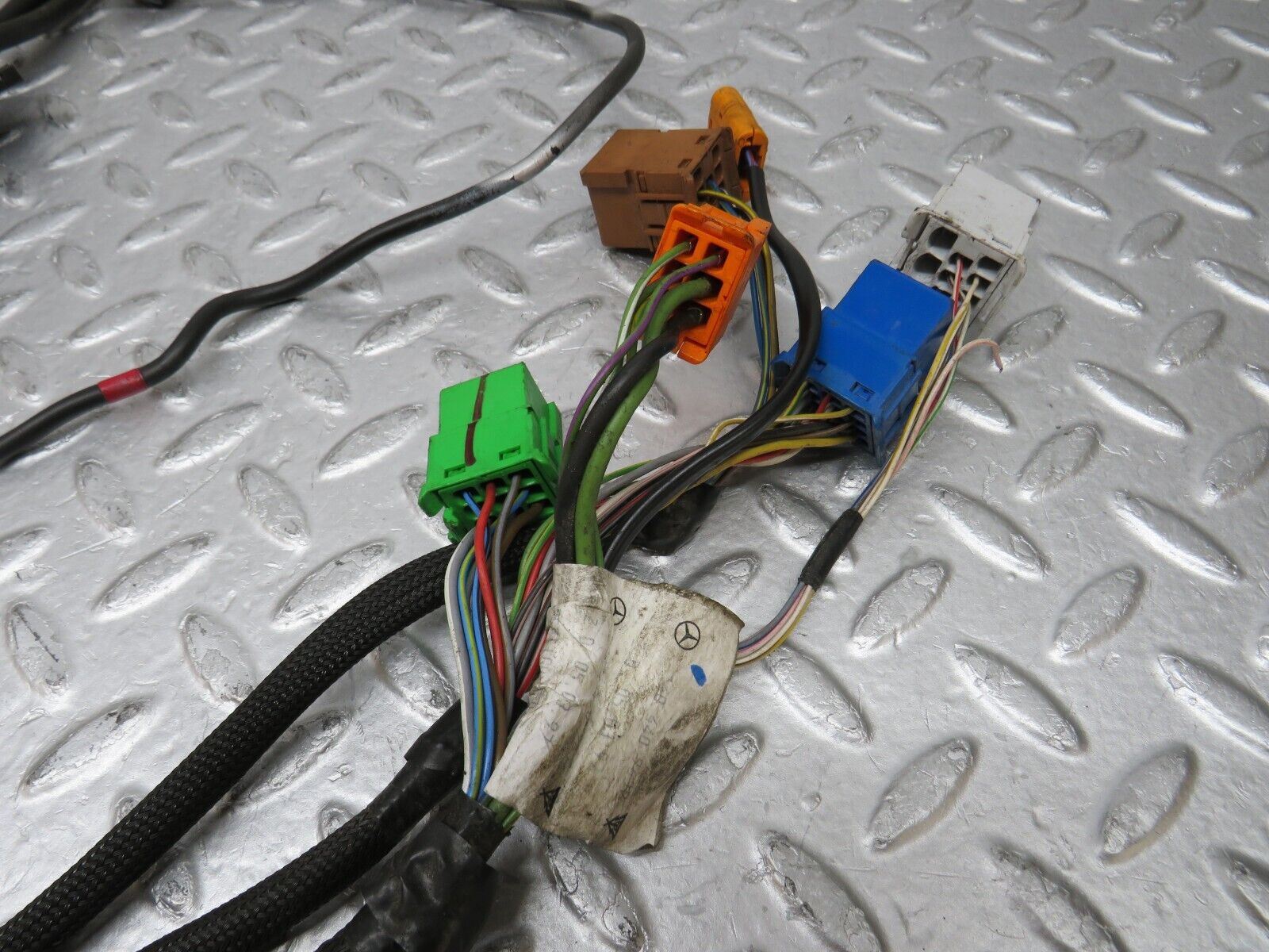 35307 Mercedes-Benz W140 Door Wire Harness 1404409637