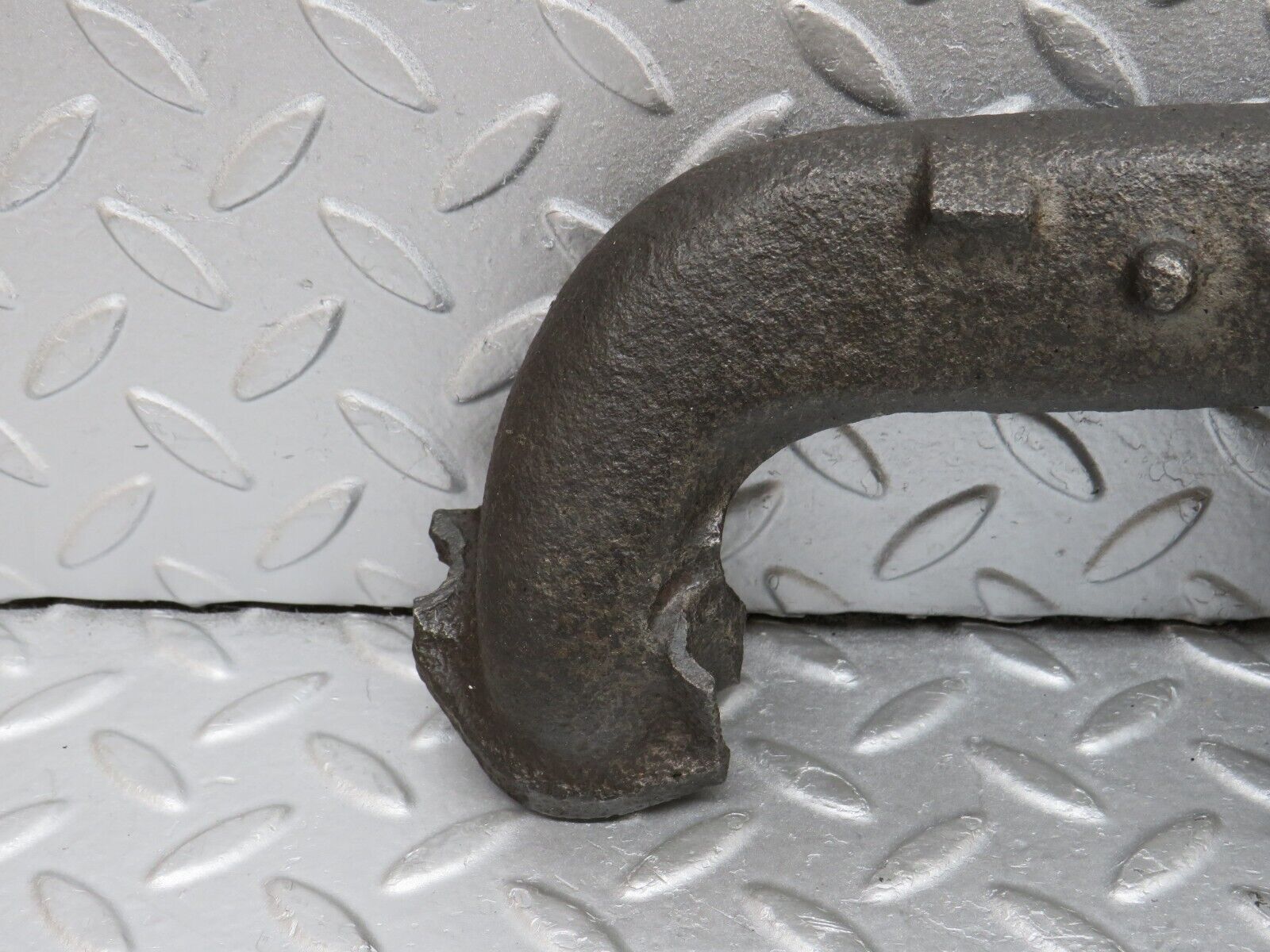 35928 Mercedes-Benz 240D OM616.912 Exhaust Manifold 6151420601