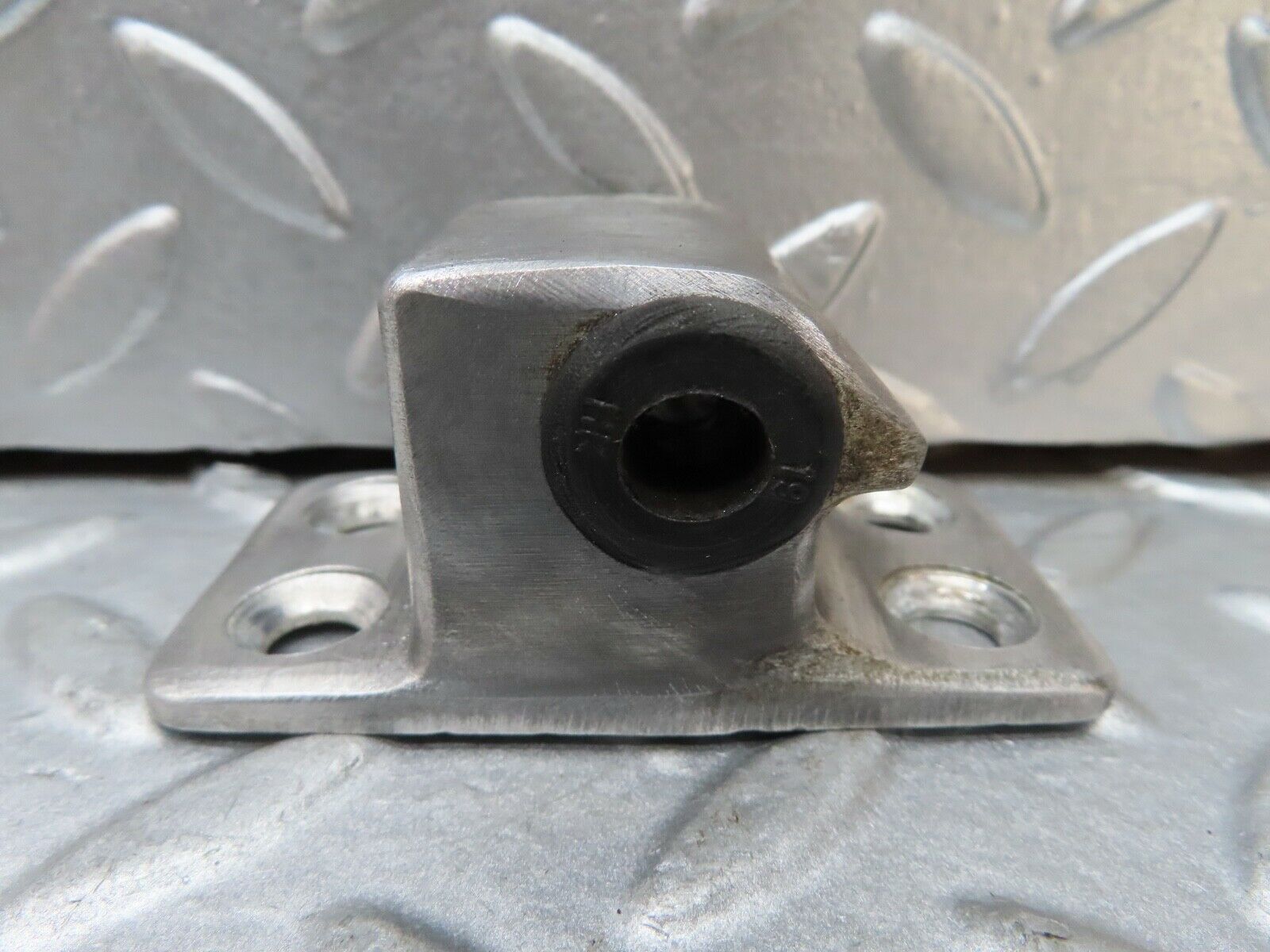 17564 Mercedes-Benz W116 450SEL Door Lock Latch Right Side