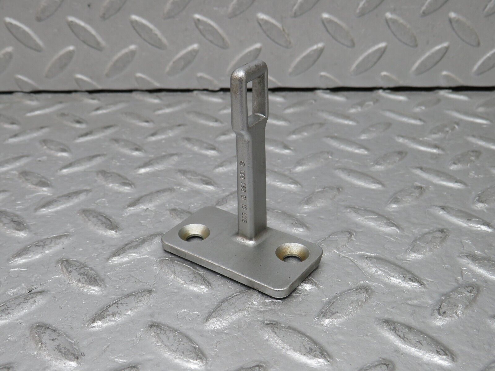 37824 Mercedes-Benz A124 320E Cabriolet Soft Top Cover Lock Latch 1297580113