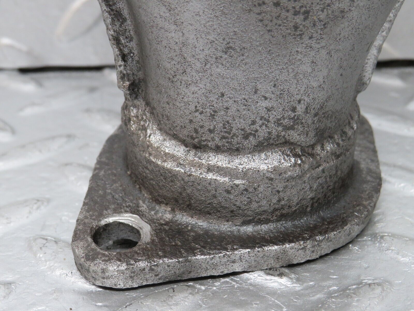 33053 Mercedes-Benz W123 280E M110 Exhaust Pipe Connector