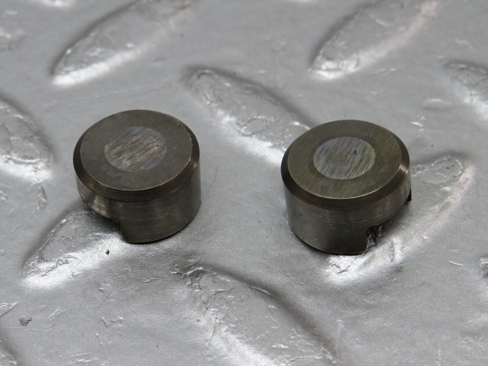 34562 Mercedes-Benz C126 380SEC Coupe Rocker Arm With Valve Tappet