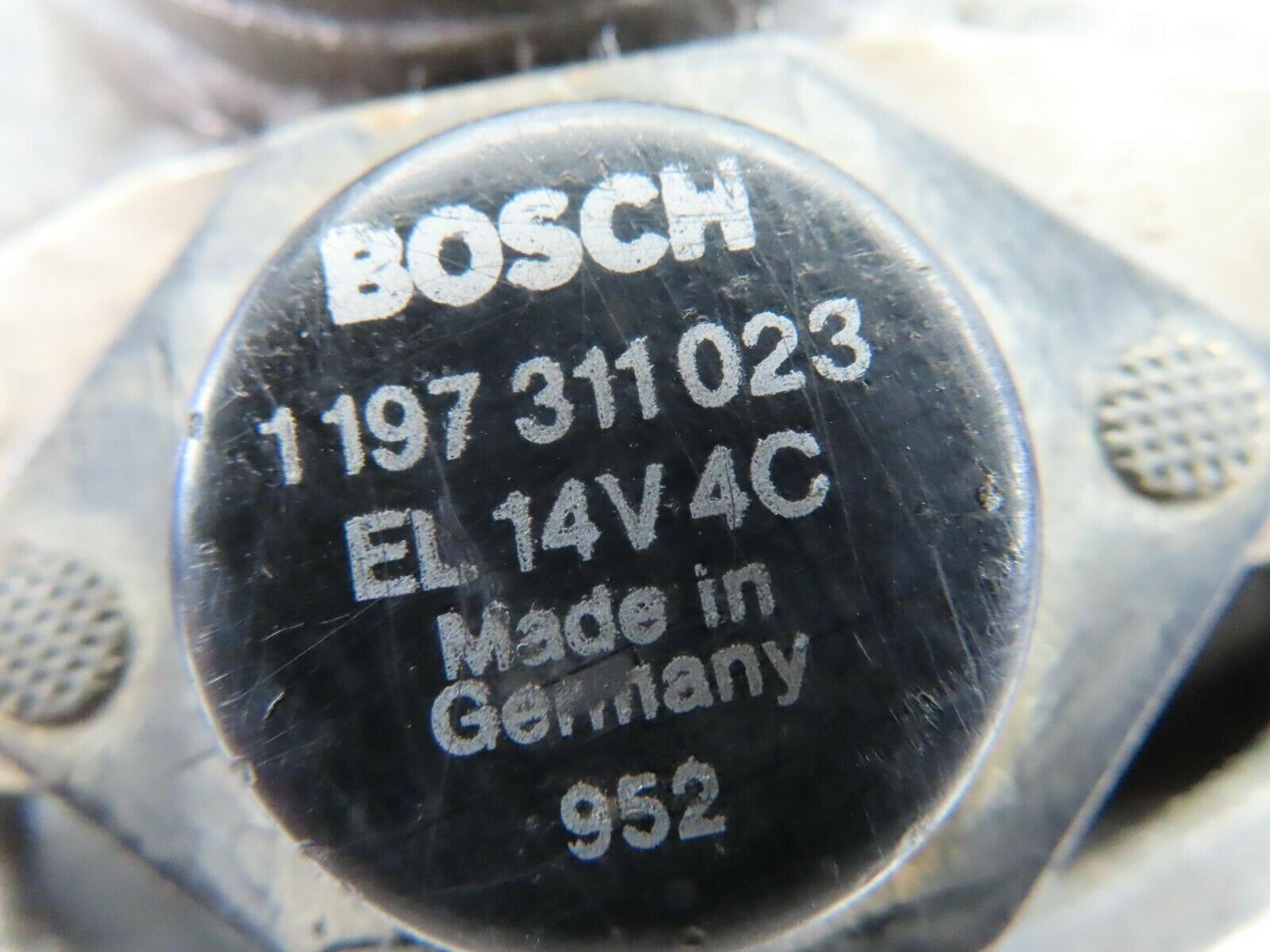 7553 Mercedes-Benz Alternator Bosch 1197311023