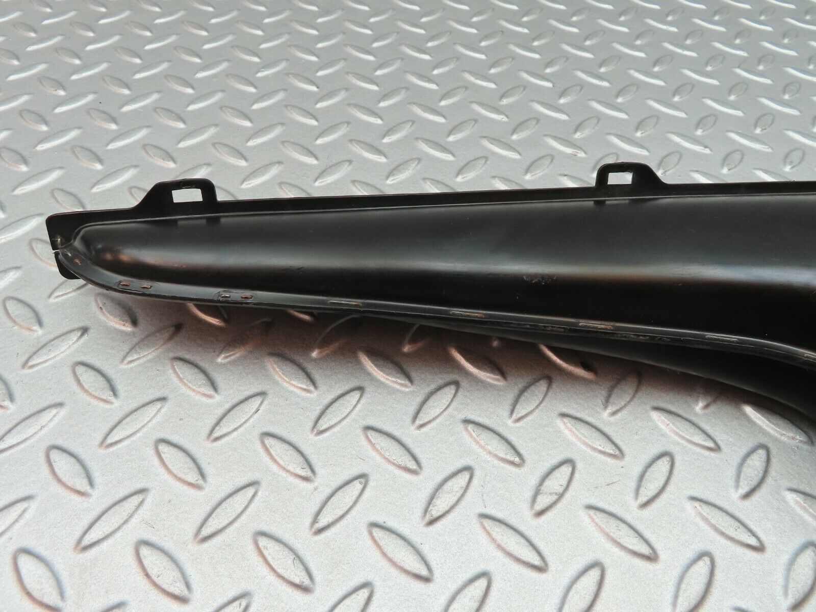 5226 Mercedes-Benz W116 350SE Dashboard Ventilation Duct Right 1168300419