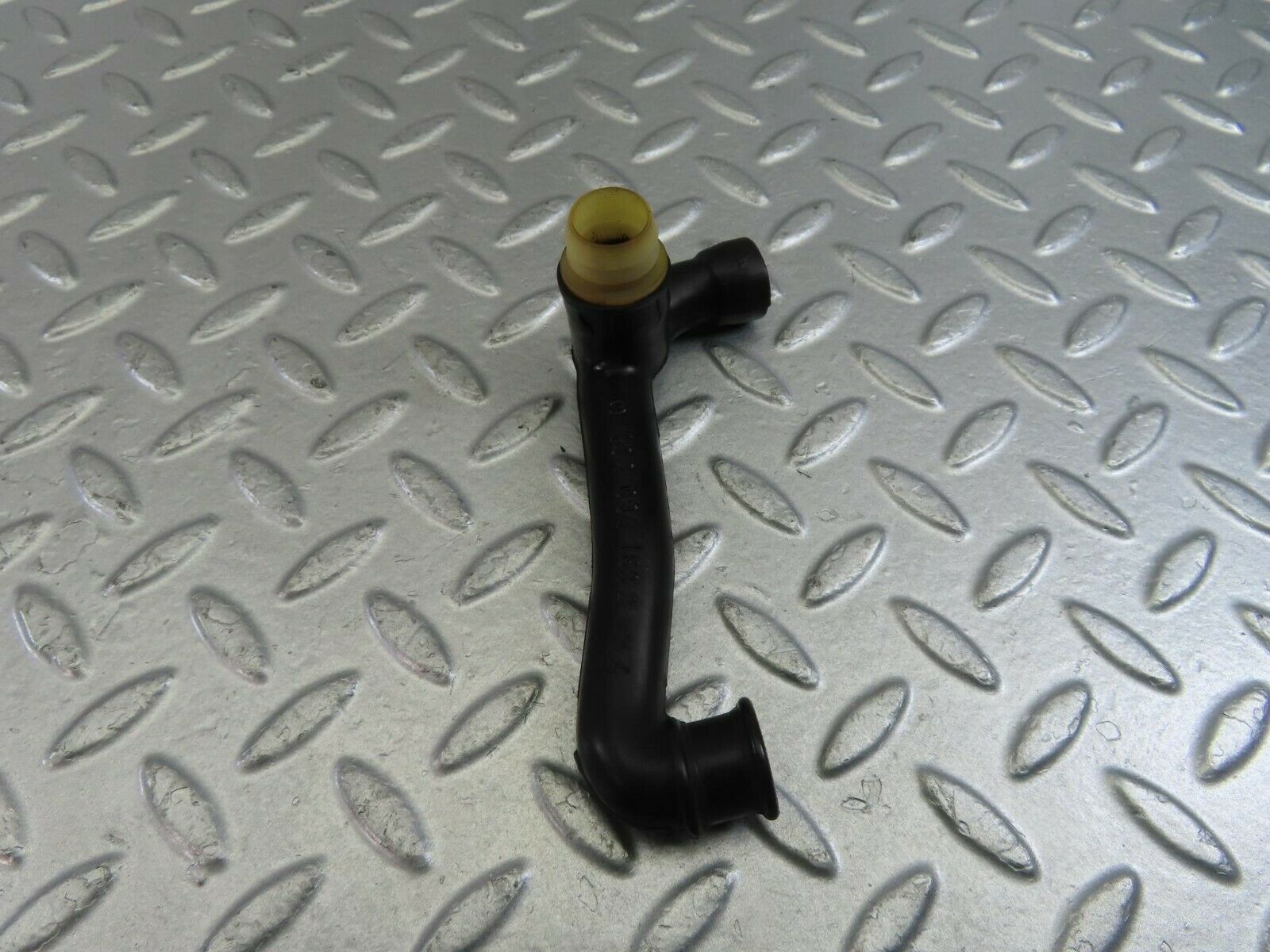 10066 Mercedes-Benz C123 230CE Coupe Air Intake Pipe 1020941682