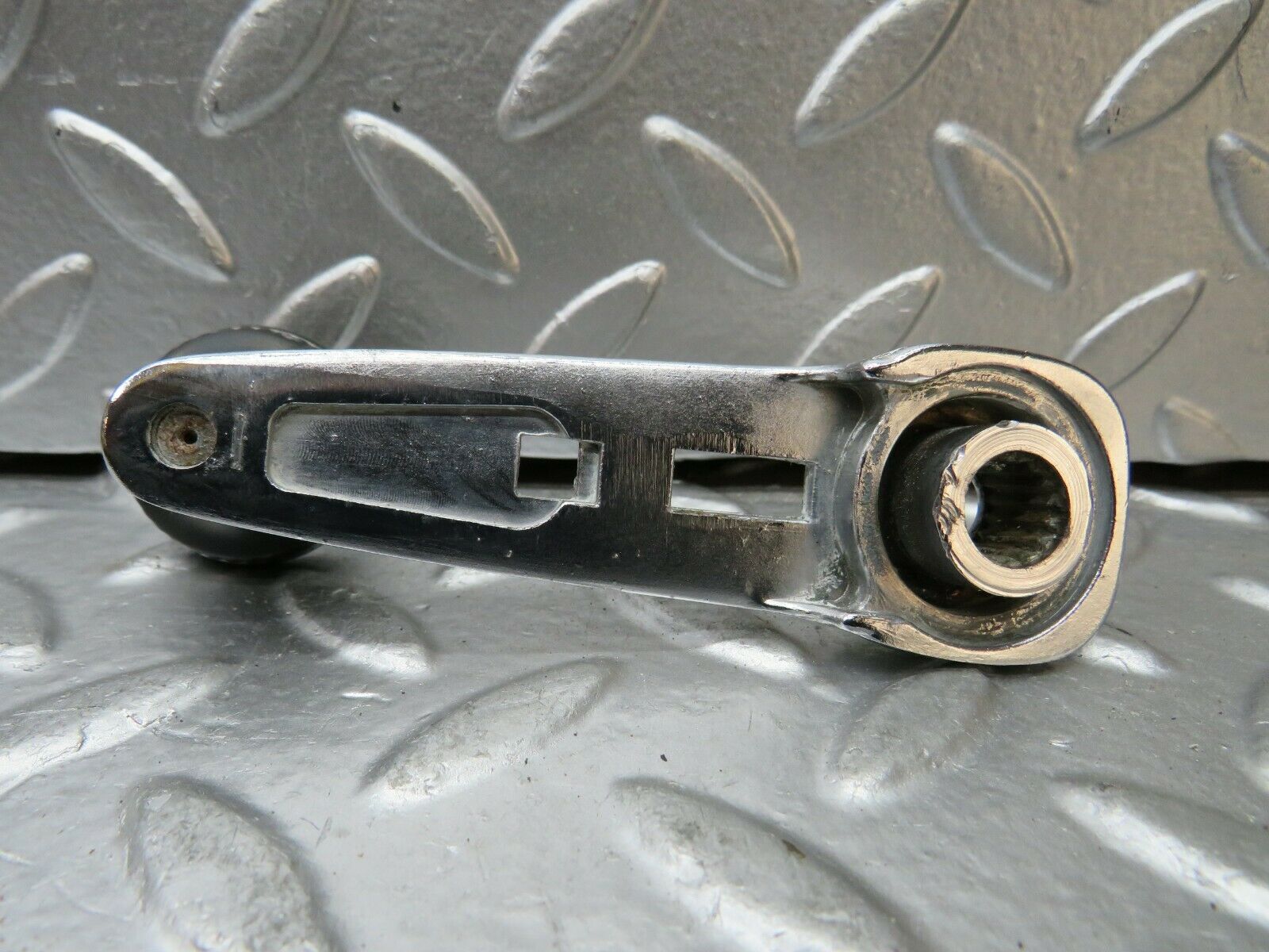 22993 Mercedes-Benz C123 230CE Coupe Window Lifter Crank Handle