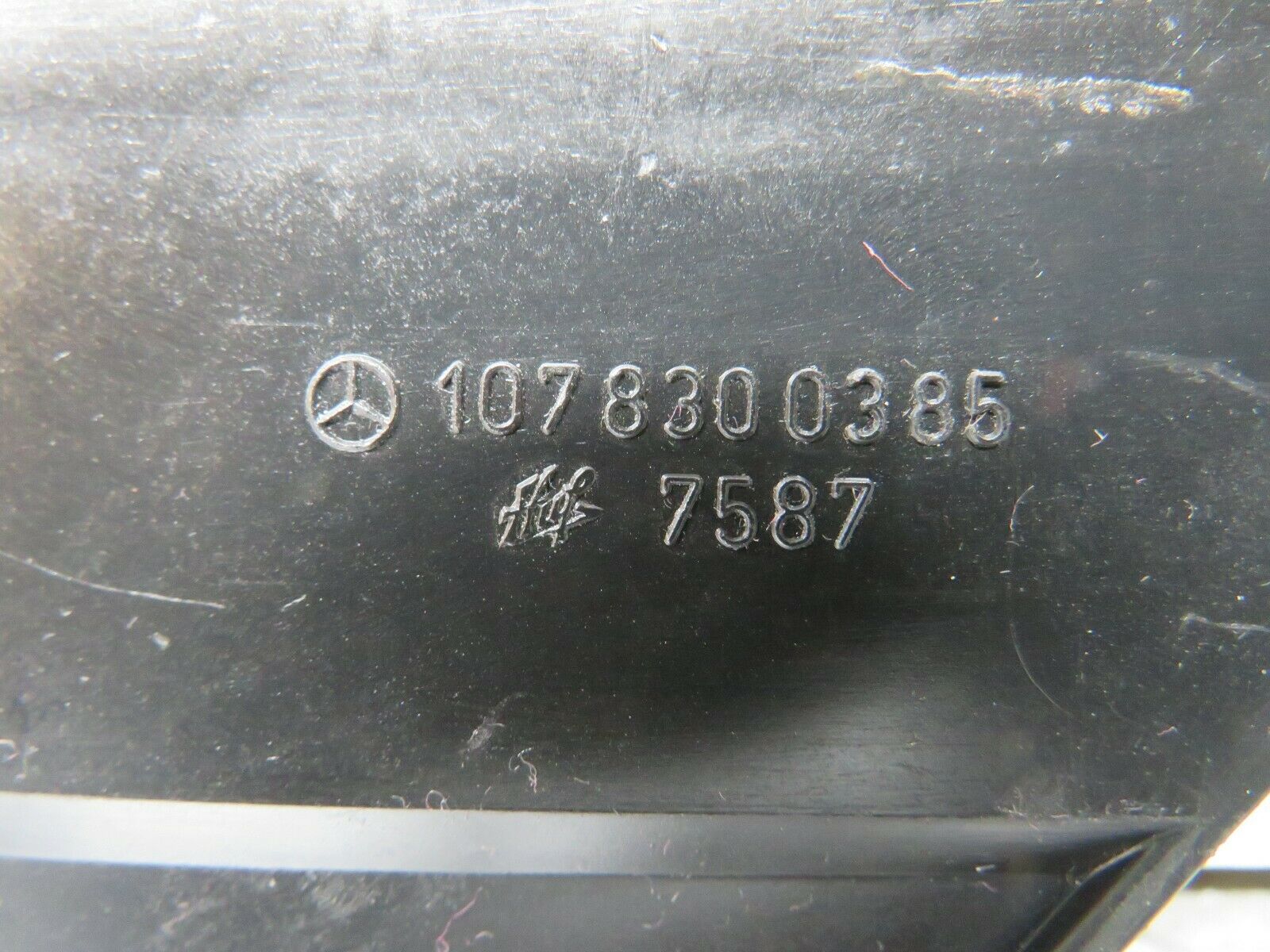 23797 Mercedes-Benz C107 450SLC Coupe Air Vent Control Lever Left 1078300385