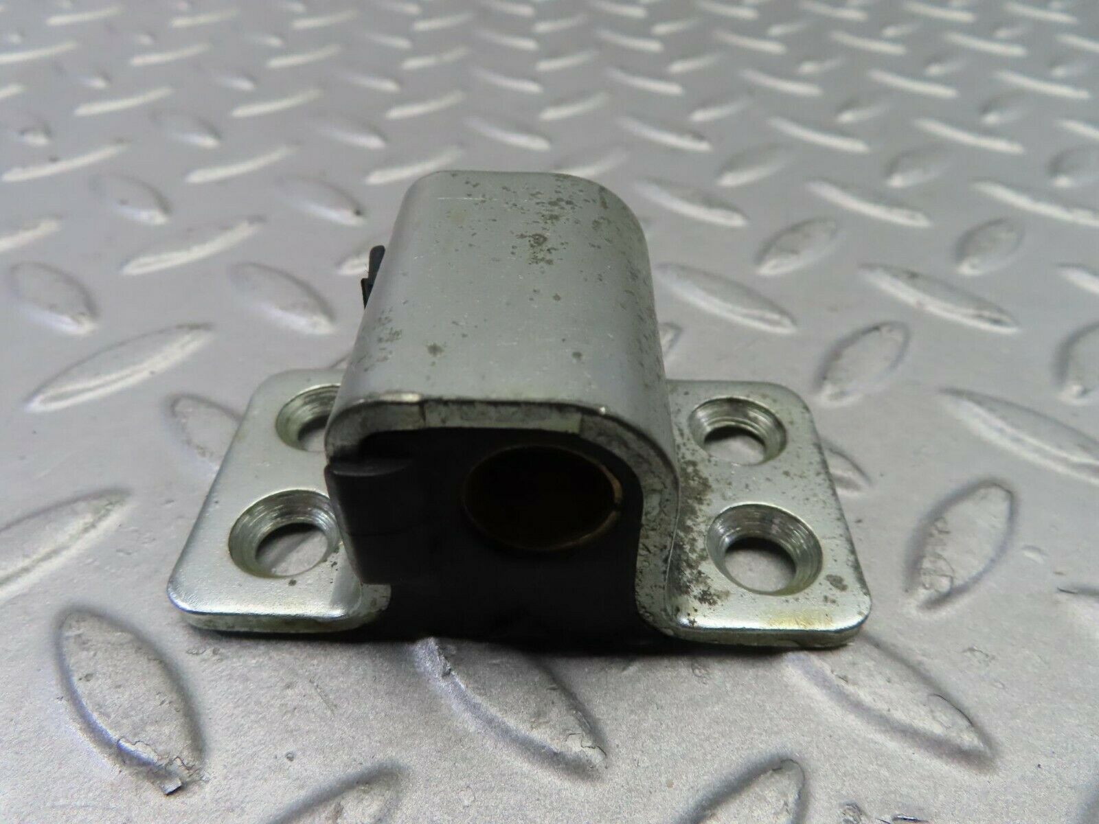 7709 Mercedes-Benz S123 230TE Wagon Door Lock Latch Left Side