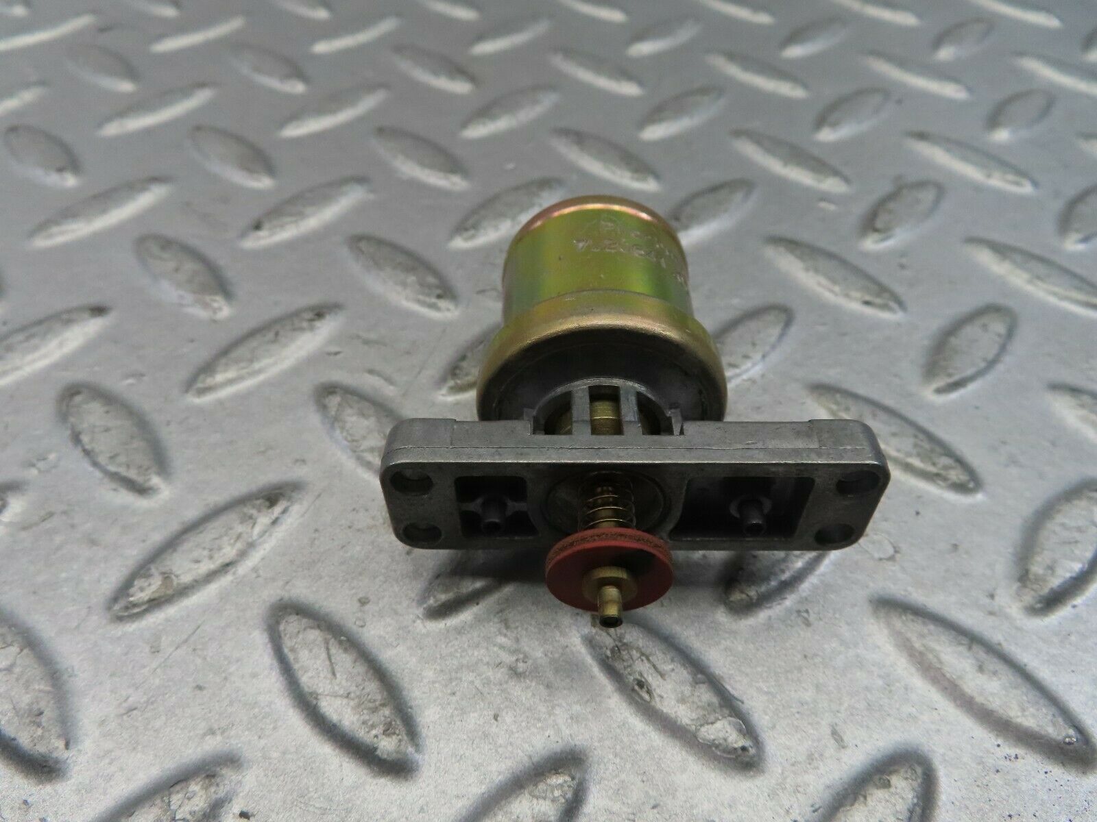 9217 Mercedes-Benz W114 Carburettor Float Chamber Ventilation Valve