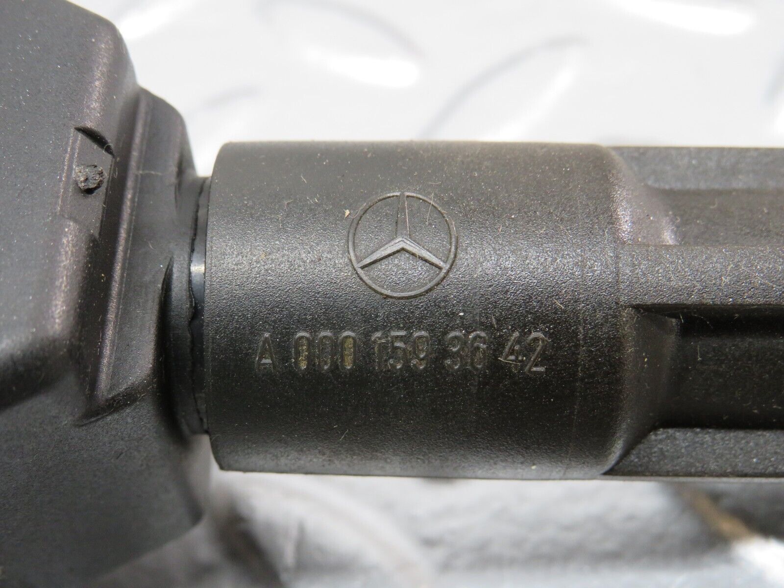 24942 Mercedes-Benz W140 S320 Ignition Coil Bosch 0001587503