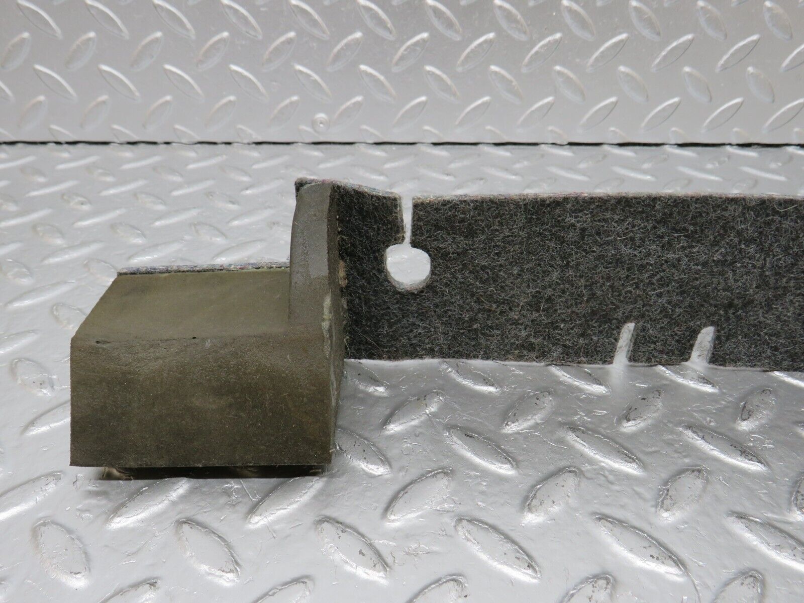 34208 Mercedes-Benz W124 260E Rear Centre Seat Belt Carpet 1248600097