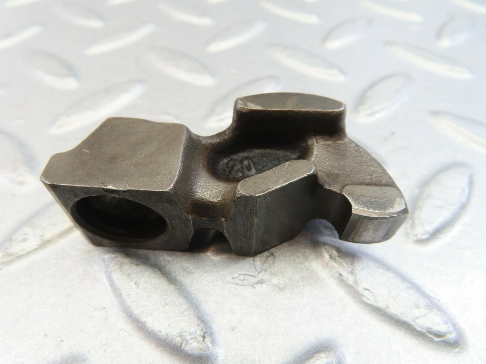 9865 Mercedes-Benz C123 280CE Coupe Valve Rocker Arm With Retaining Spring