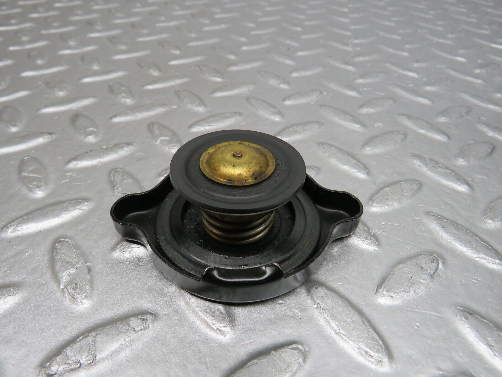 38240 Mercedes-Benz R129 280SL Coupe Coolant Reservoir Tank 1295000549 1295000006