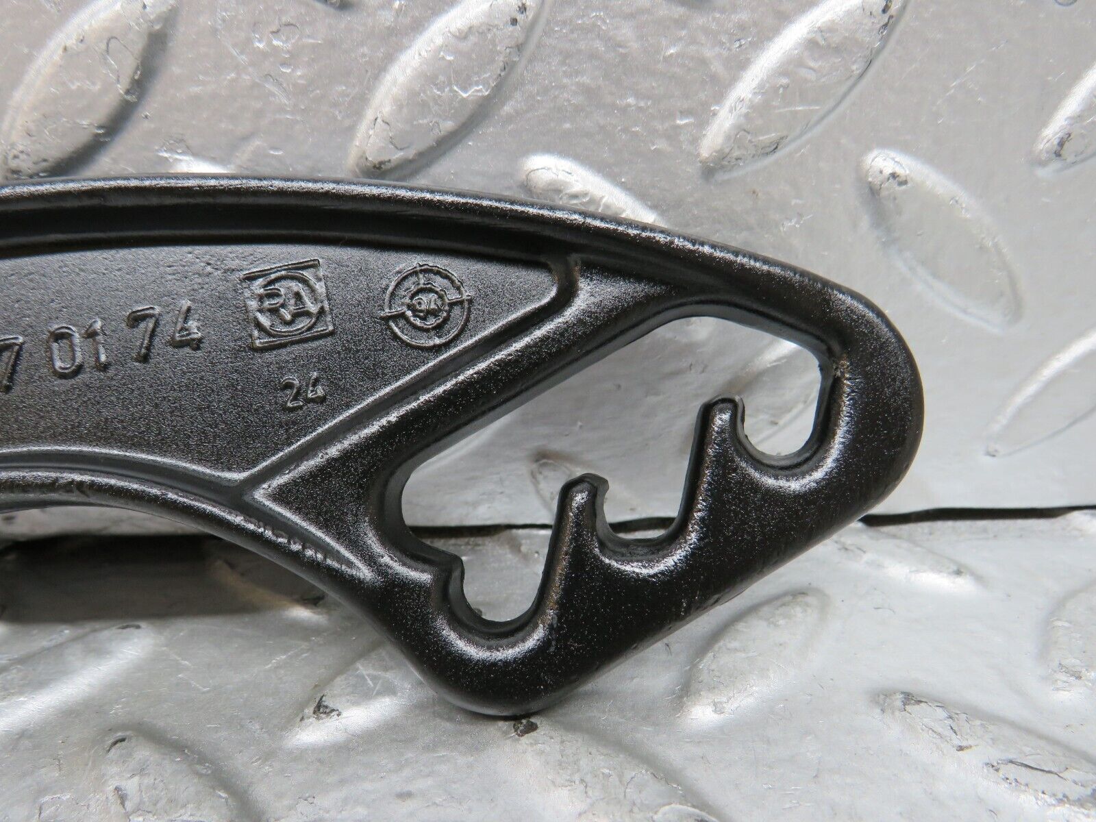 29016 Mercedes-Benz C124 320CE Coupe Bonnet Hinge Lever Left Side 1298870174