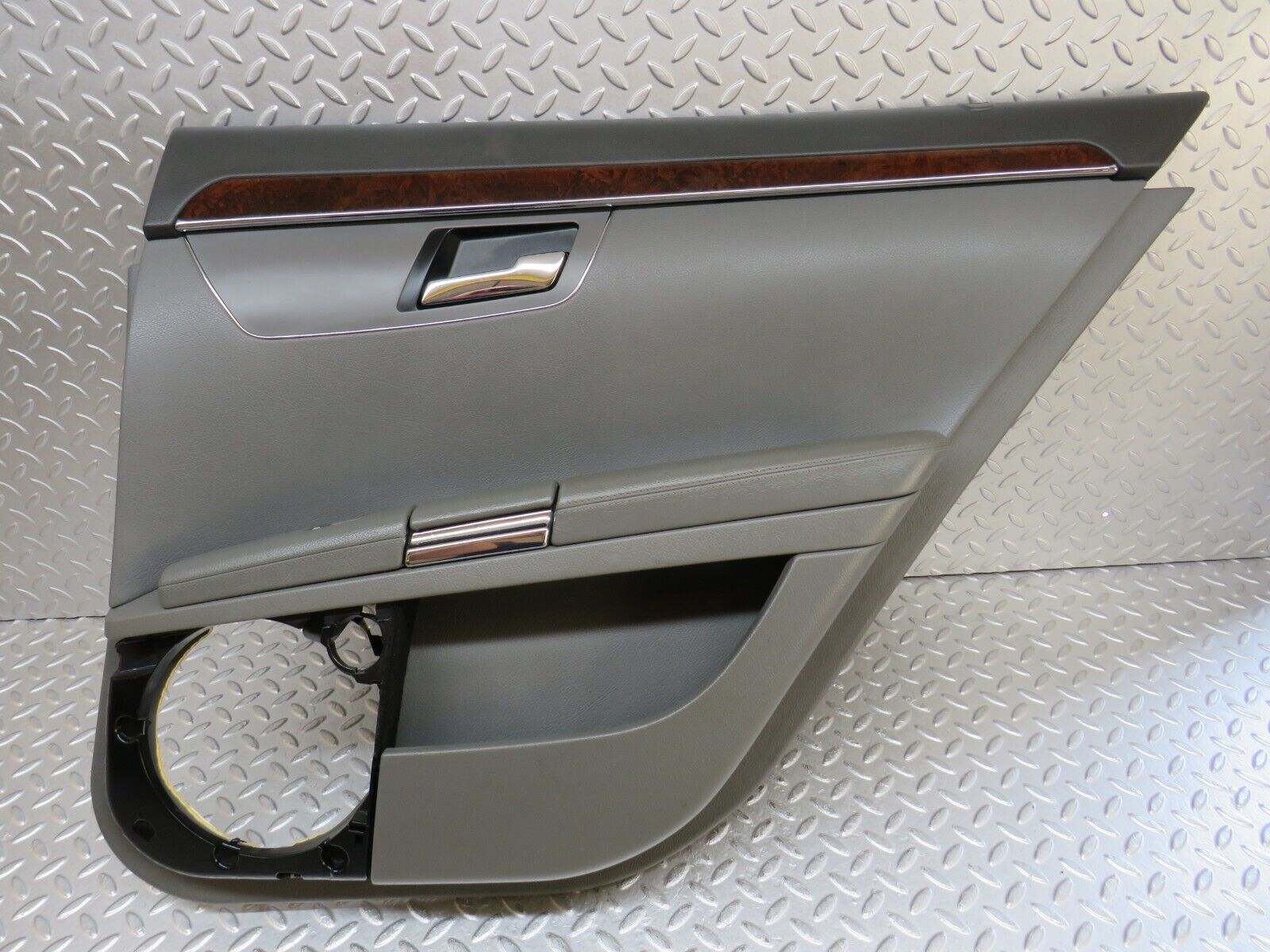 35102 Mercedes-Benz W221 Rear Right Door Card