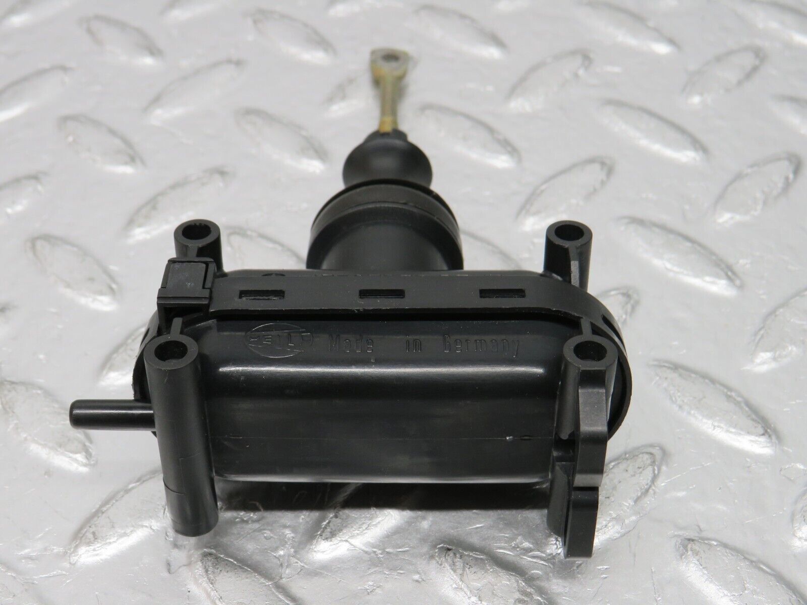 32449 Mercedes-Benz S124 300TE Wagon Door Lock Vacuum Actuator Rear Left