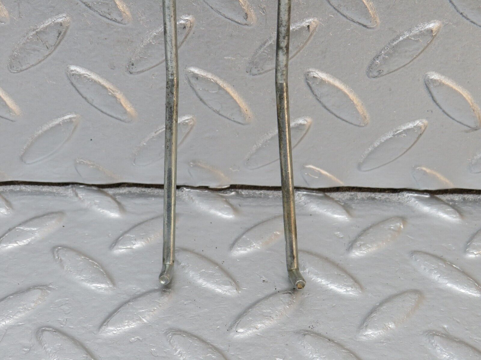 39752 Mercedes-Benz R129 320SL Coupe Door Lock Knob Pair