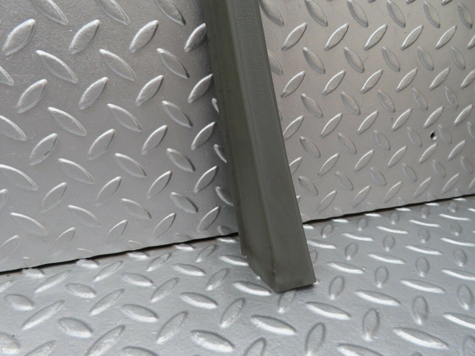 16377 Mercedes-Benz W124 260E Rear Left Door Window Frame Trim Cover