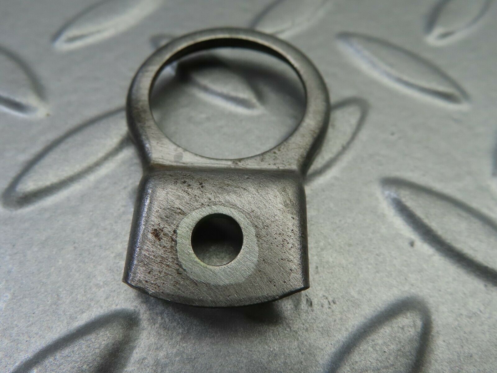 7094 Mercedes-Benz C107 350SLC Coupe Fuel Injector Bracket