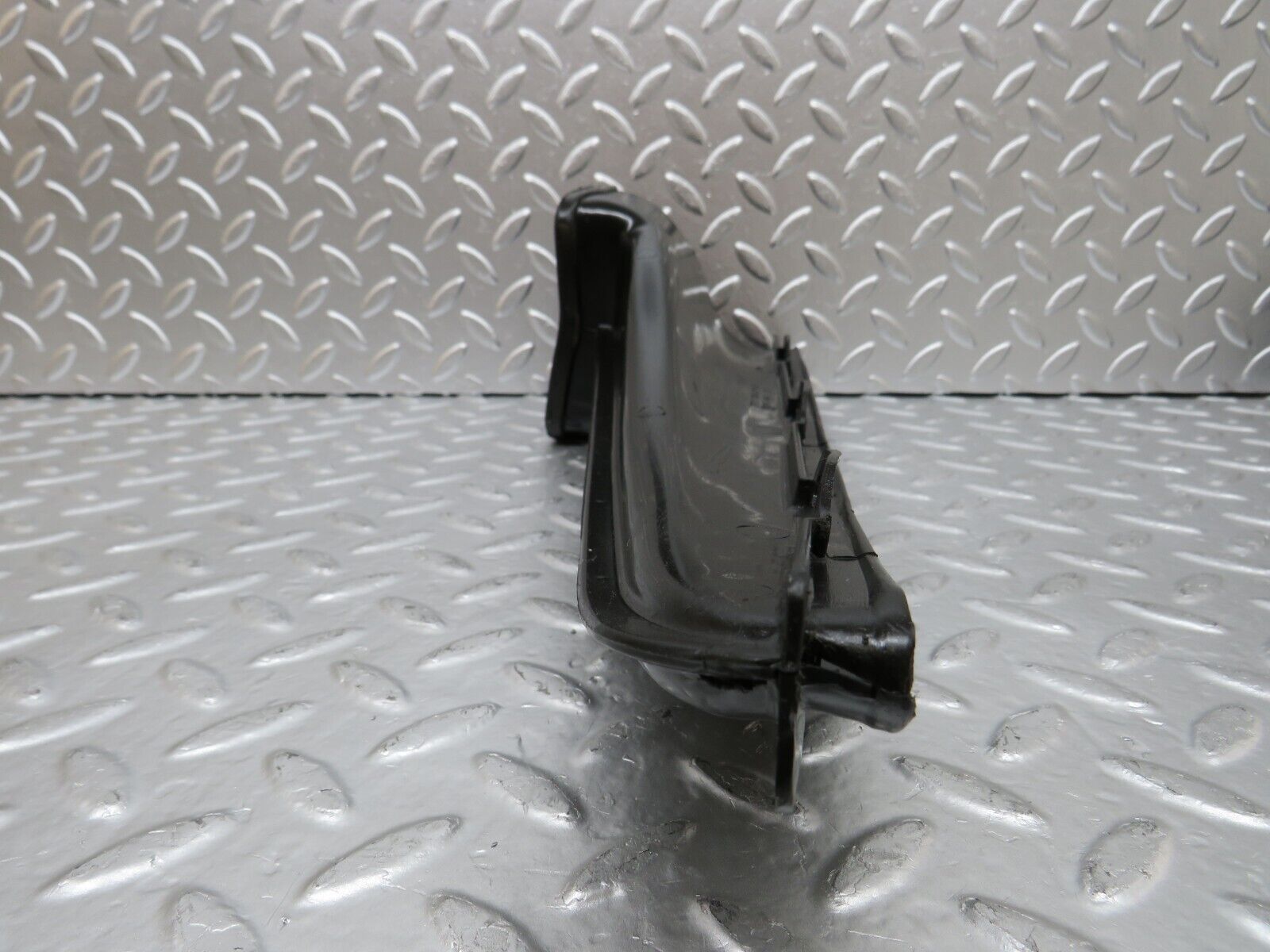 25569 Mercedes-Benz W123 200 Air Duct Vent Left And Right Side 1238300119