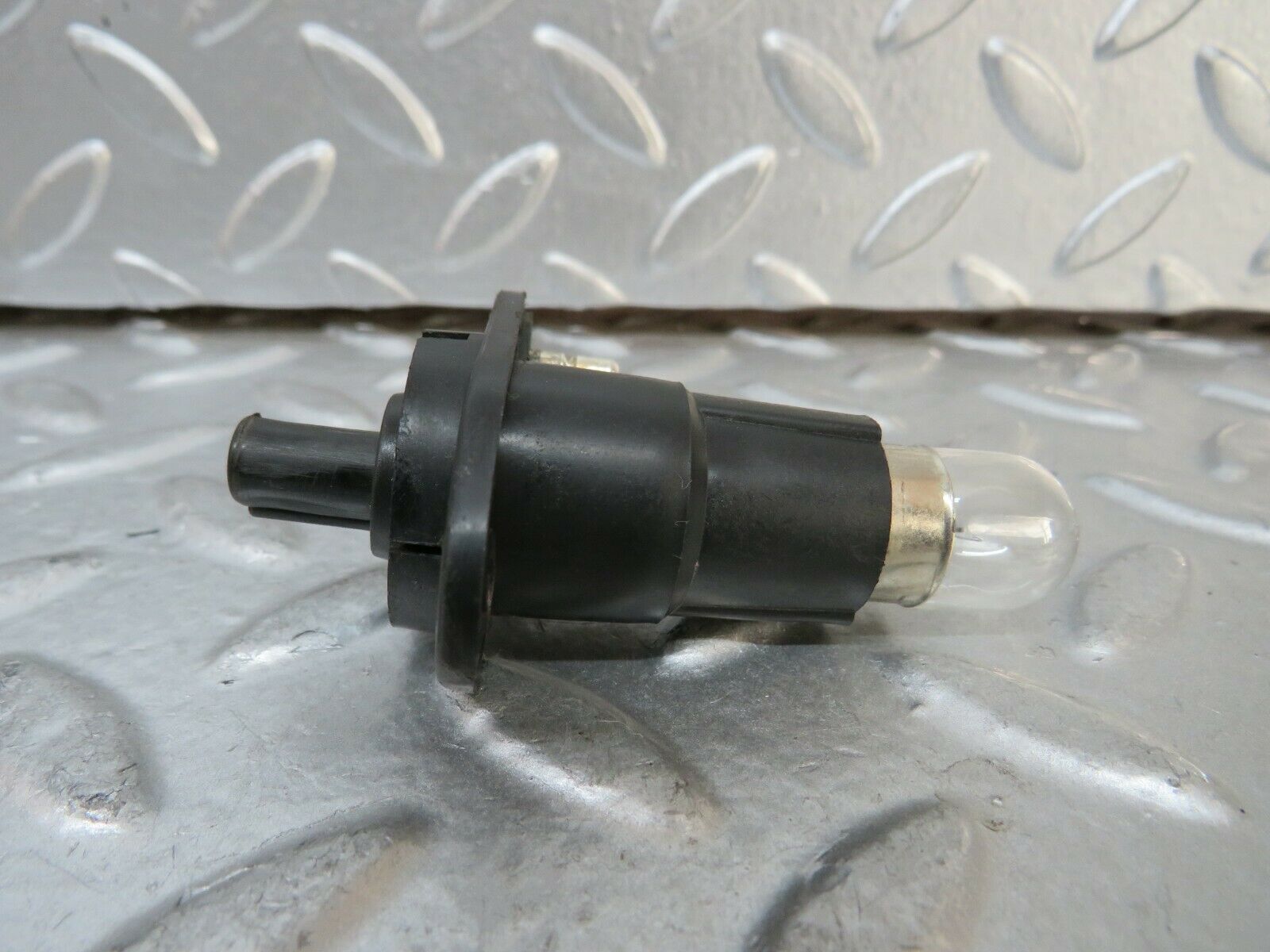 23814 Mercedes-Benz C107 450SLC Coupe Trunk Light 1108250041