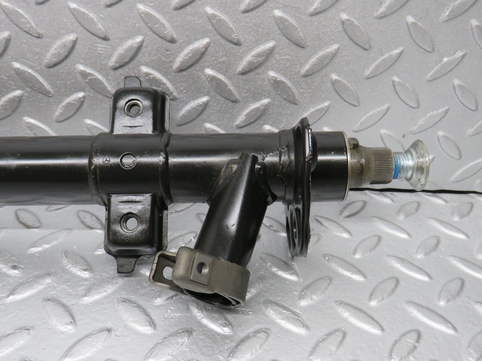 38767 Mercedes-Benz W201 190E 2.6L Steering Column